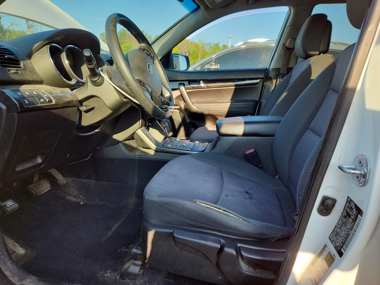 2013 Kia Sorento Lx White vin: 5XYKTDA24DG310160