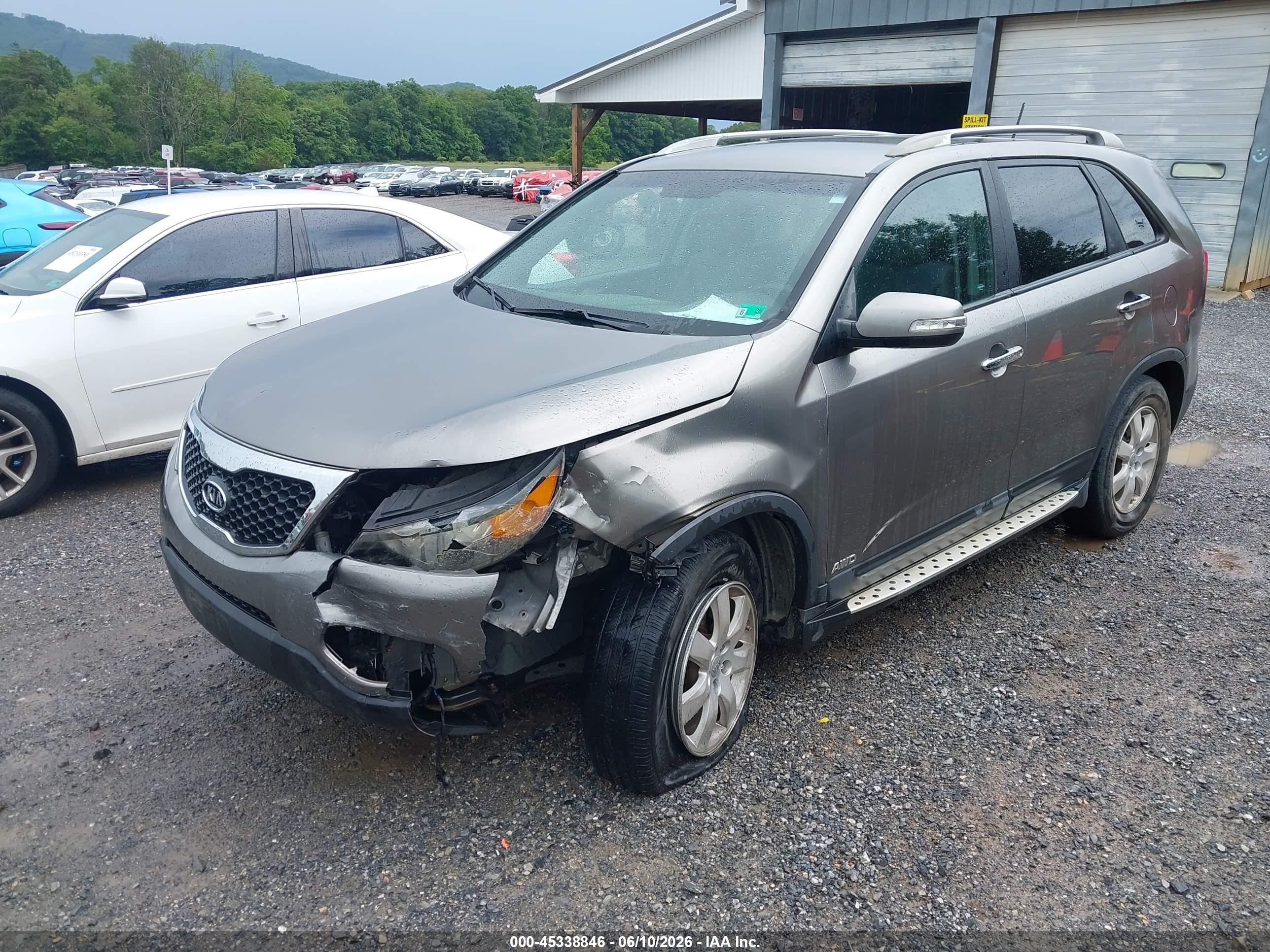 2013 Kia Sorento Lx V6 Gray vin: 5XYKTDA24DG324379