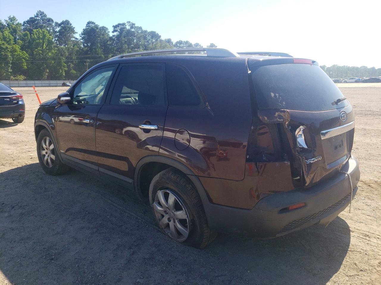 2013 Kia Sorento Lx Burgundy vin: 5XYKTDA24DG338833