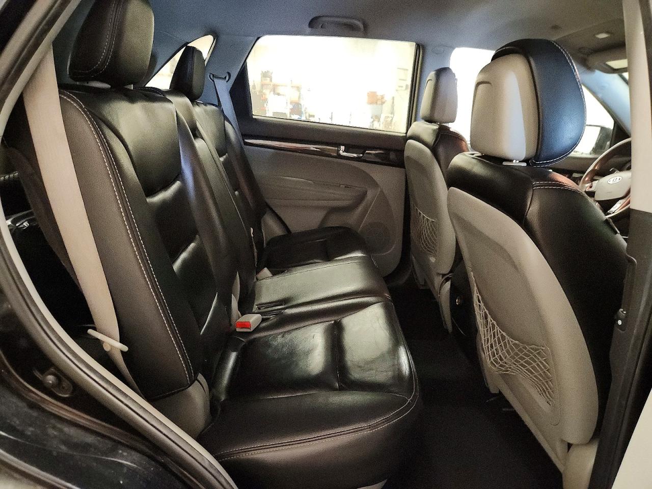 2013 Kia Sorento Lx Black vin: 5XYKTDA24DG402630