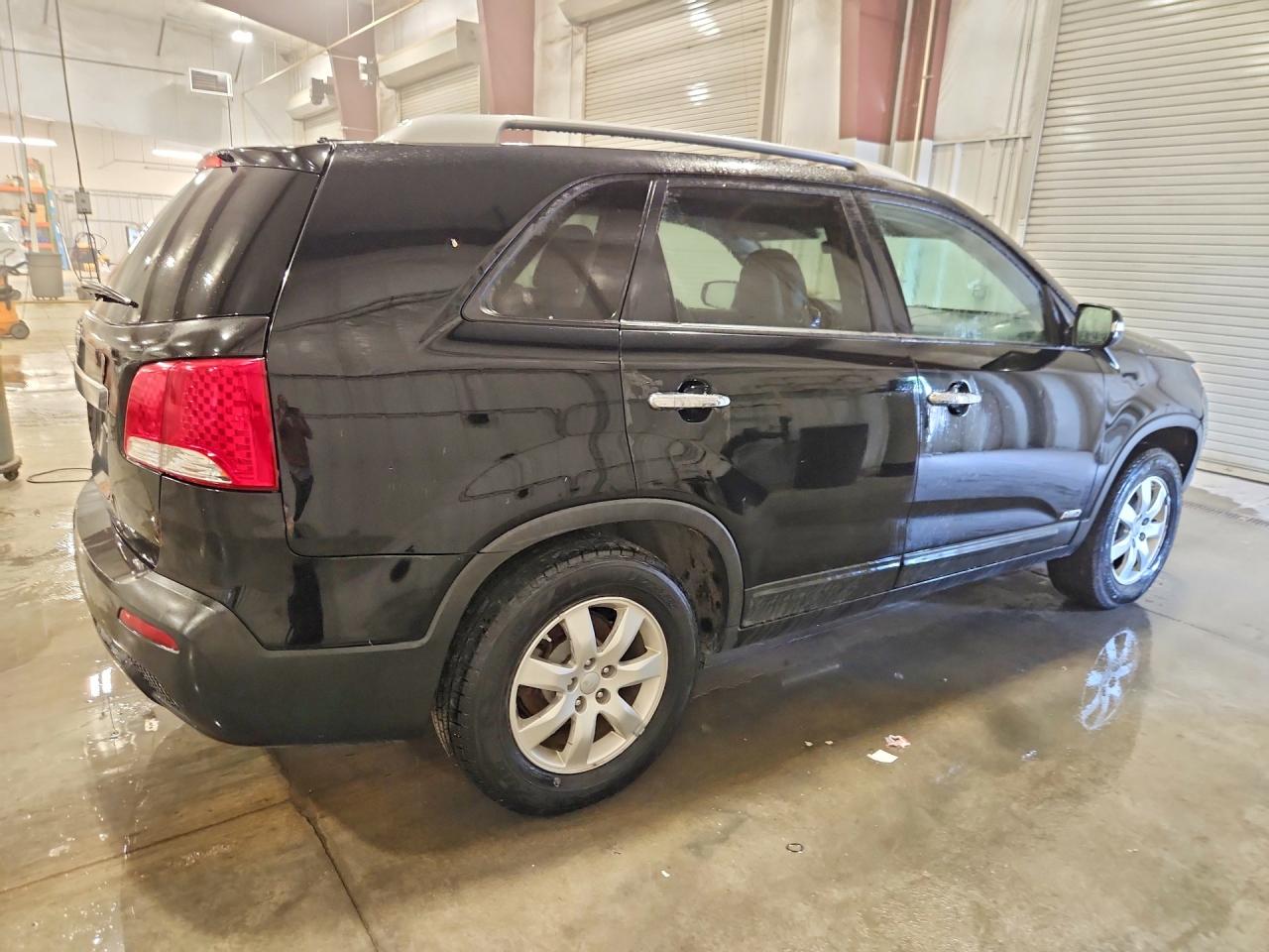 2013 Kia Sorento Lx Black vin: 5XYKTDA24DG402630