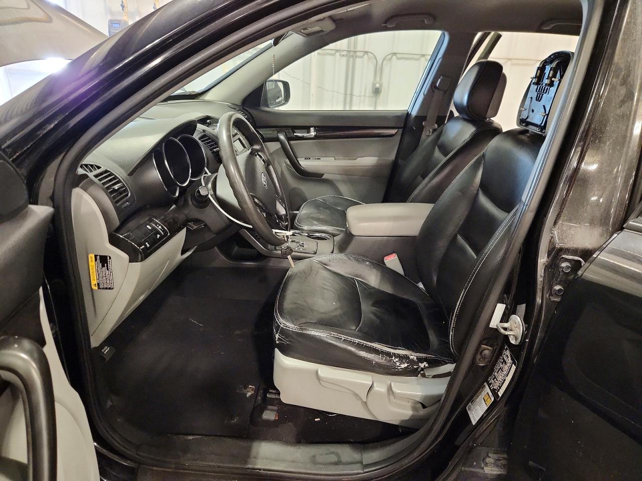 2013 Kia Sorento Lx Black vin: 5XYKTDA24DG402630