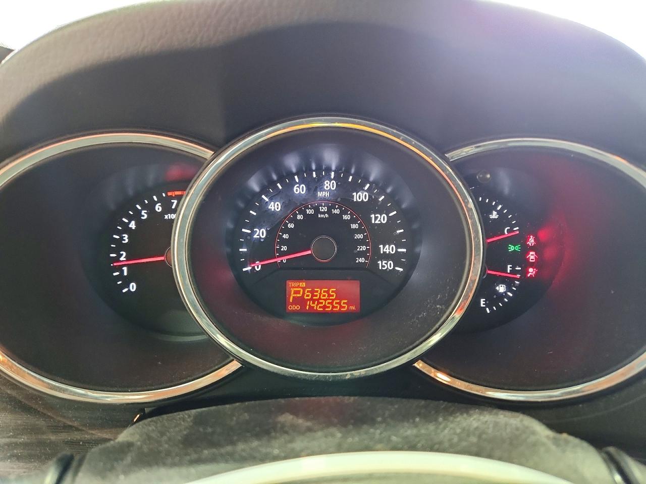2013 Kia Sorento Lx White vin: 5XYKTDA24DG404054