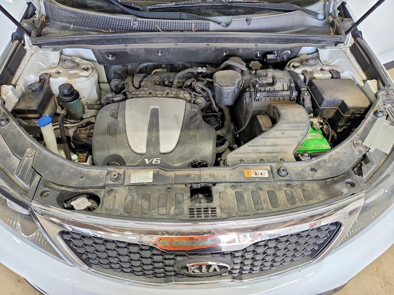 2013 Kia Sorento Lx White vin: 5XYKTDA24DG404054