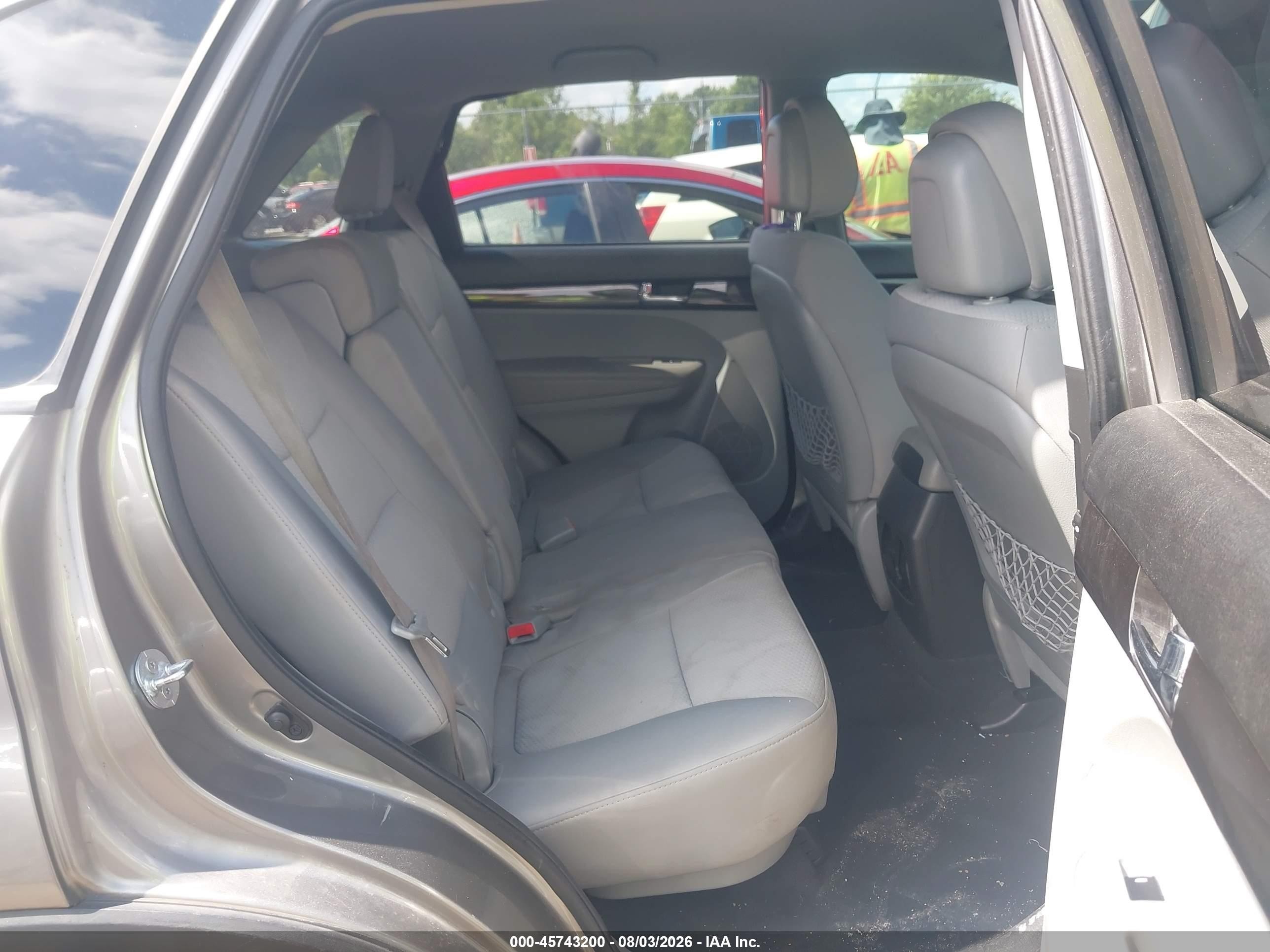 2011 Kia Sorento Lx V6 Gray vin: 5XYKTDA25BG142364