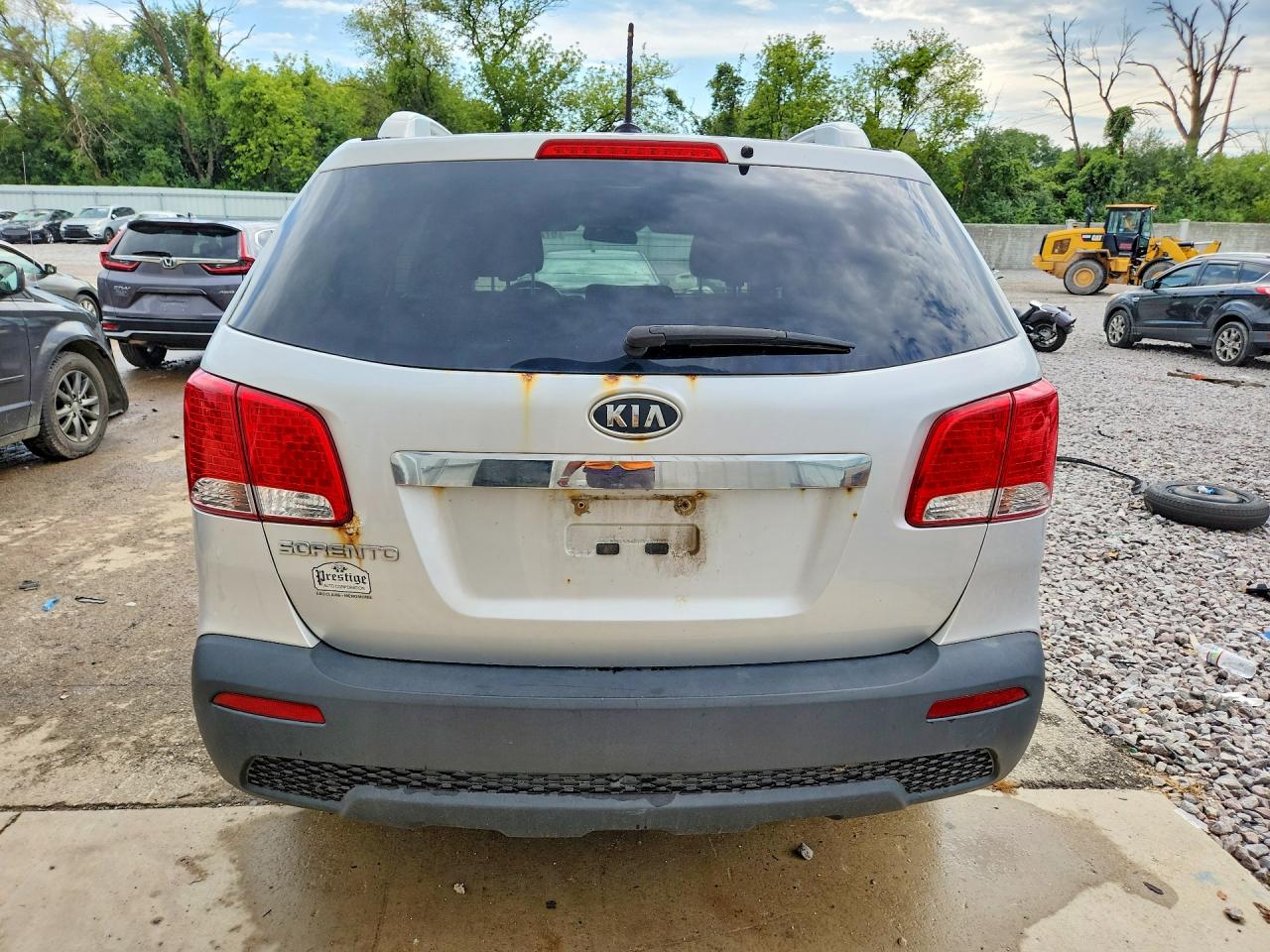 2012 Kia Sorento Lx Silver vin: 5XYKTDA25CG218103