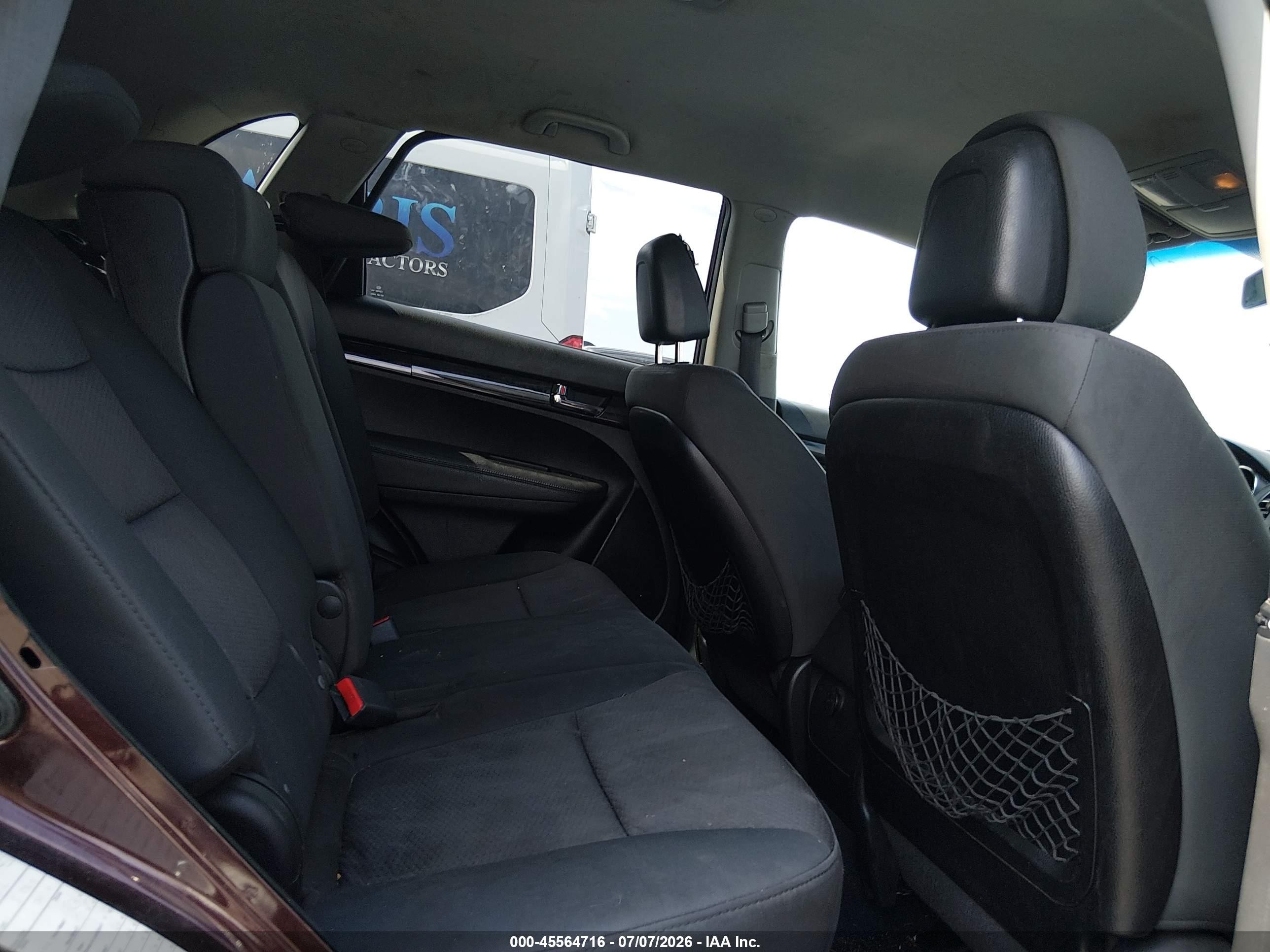 2012 Kia Sorento Lx V6 Purple vin: 5XYKTDA25CG226797