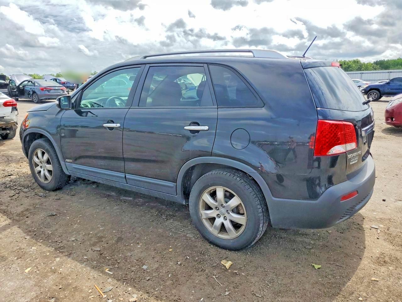 2013 Kia Sorento Lx Black vin: 5XYKTDA25DG327632