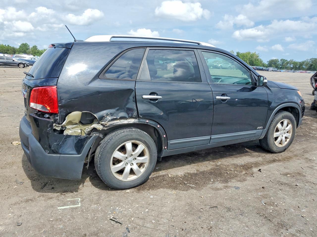 2013 Kia Sorento Lx Black vin: 5XYKTDA25DG327632
