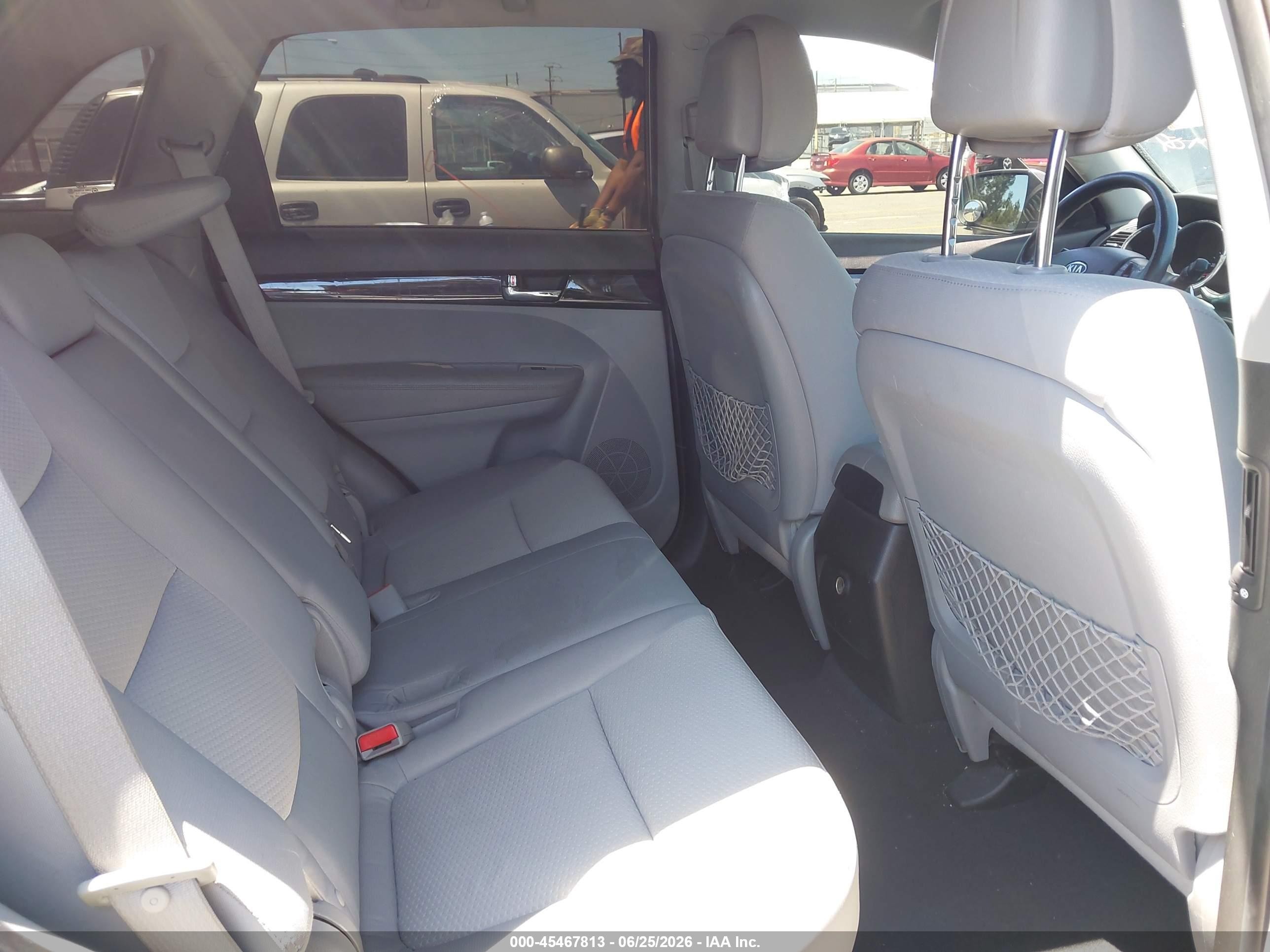 2013 Kia Sorento Lx V6 Gray vin: 5XYKTDA25DG332569