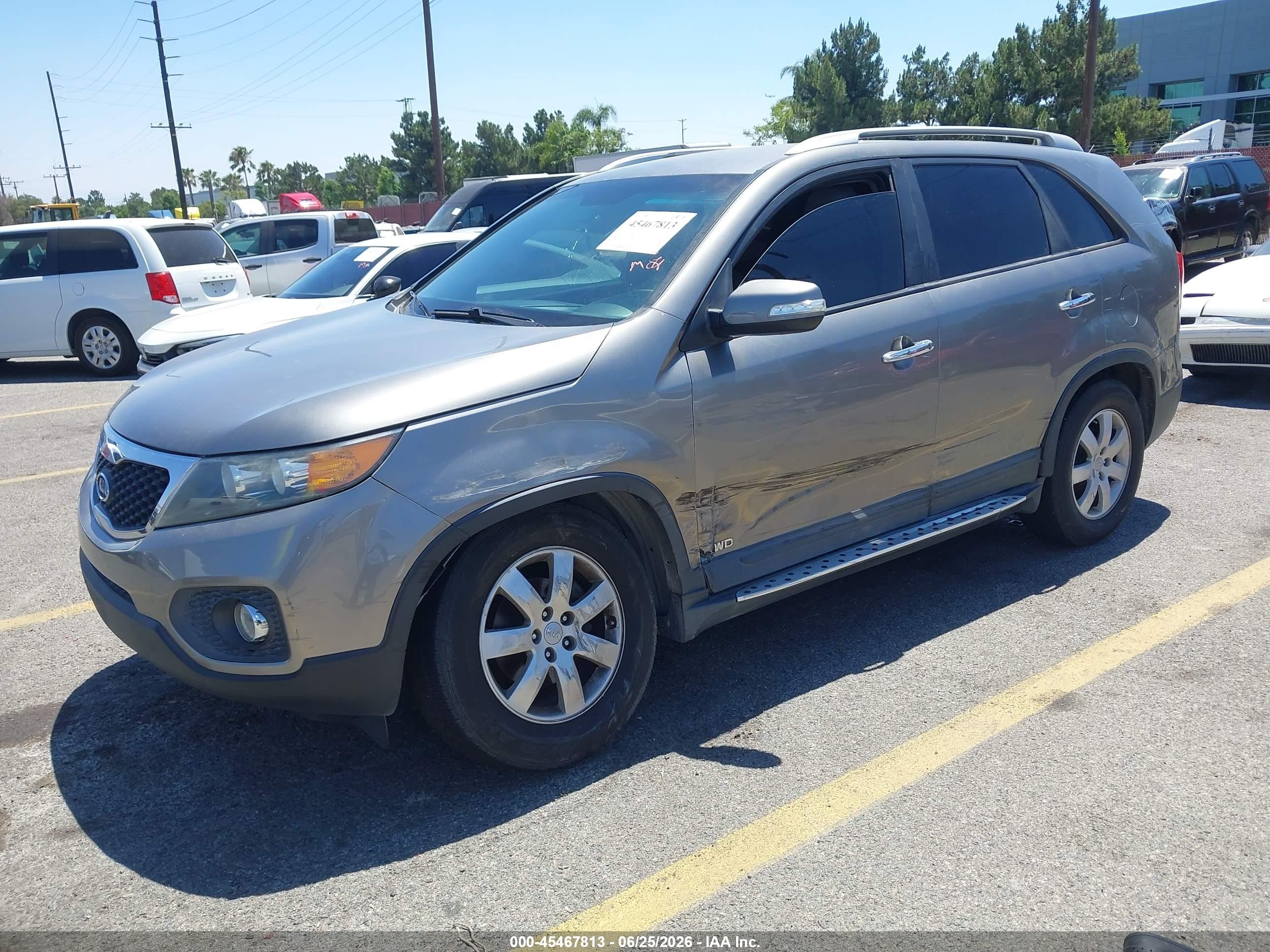 2013 Kia Sorento Lx V6 Gray vin: 5XYKTDA25DG332569