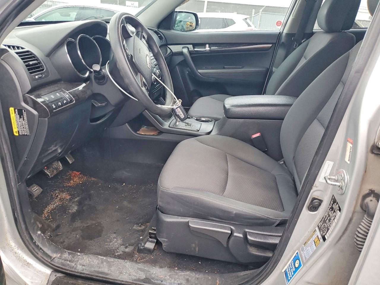2013 Kia Sorento Lx Silver vin: 5XYKTDA25DG377625