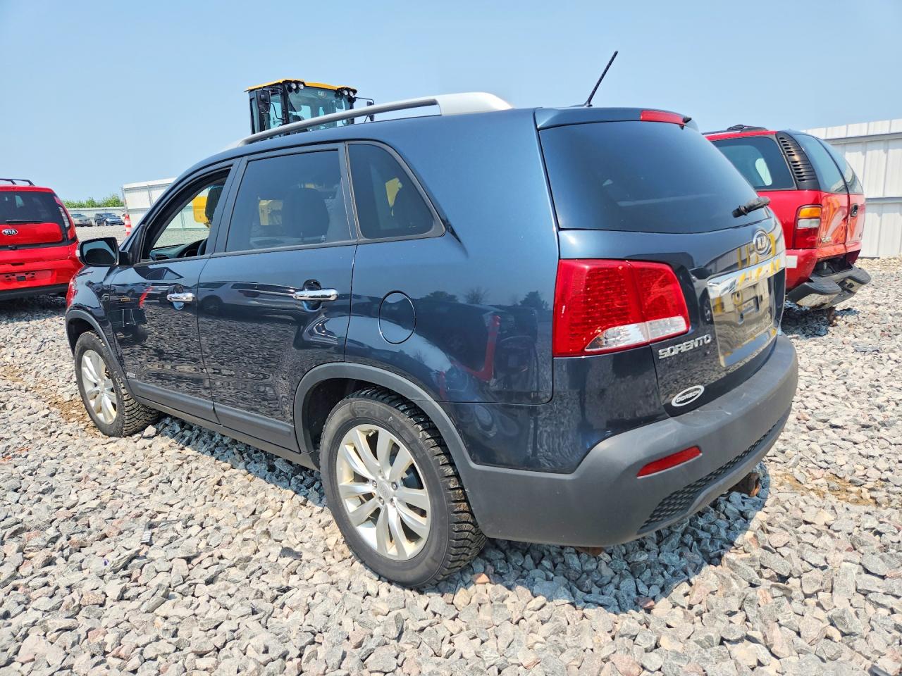 2011 Kia Sorento Lx Blue vin: 5XYKTDA26BG068310