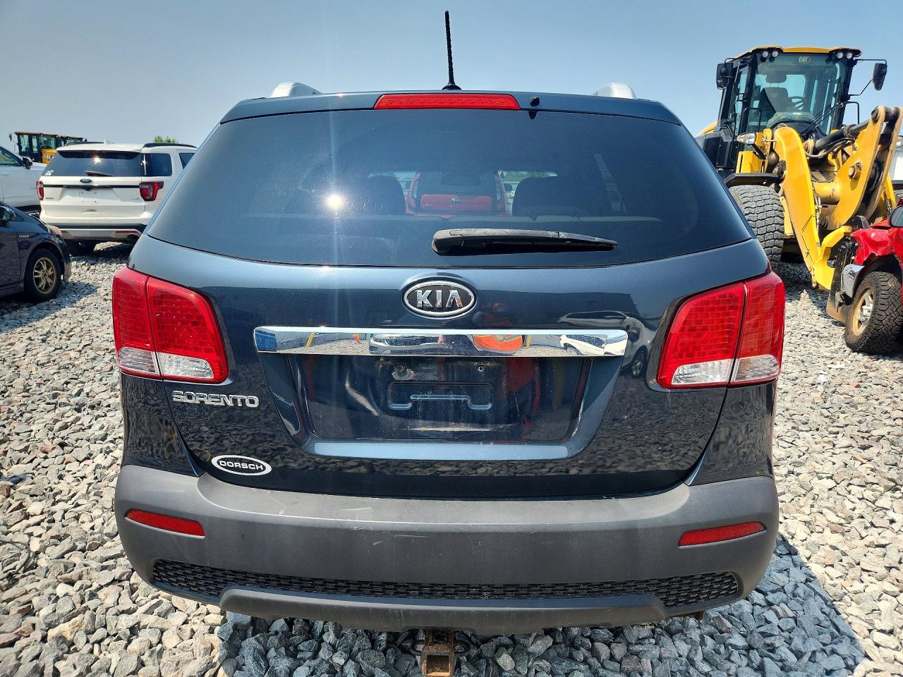 2011 Kia Sorento Lx Blue vin: 5XYKTDA26BG068310