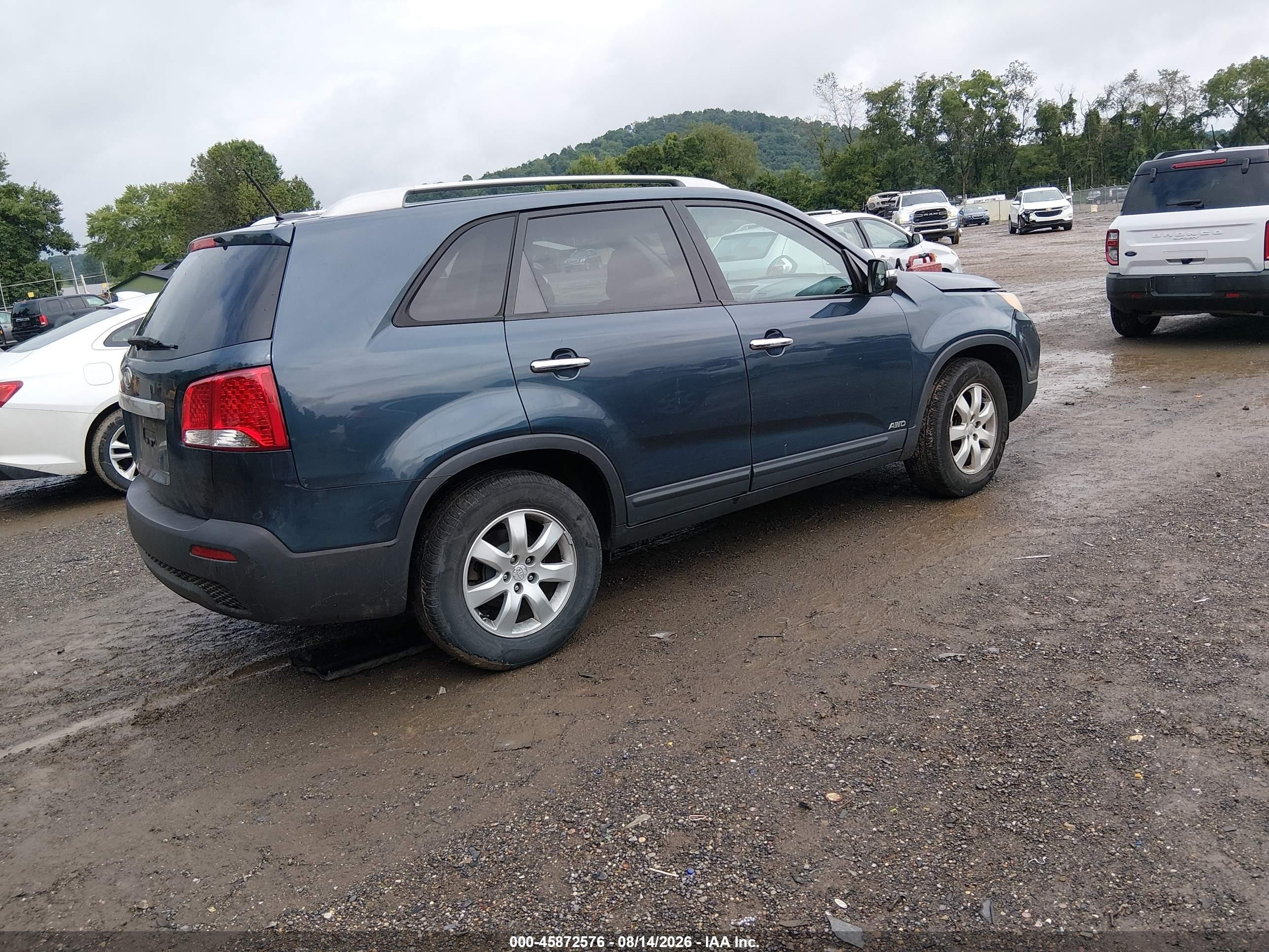 2012 Kia Sorento Lx V6 Blue vin: 5XYKTDA26CG191350