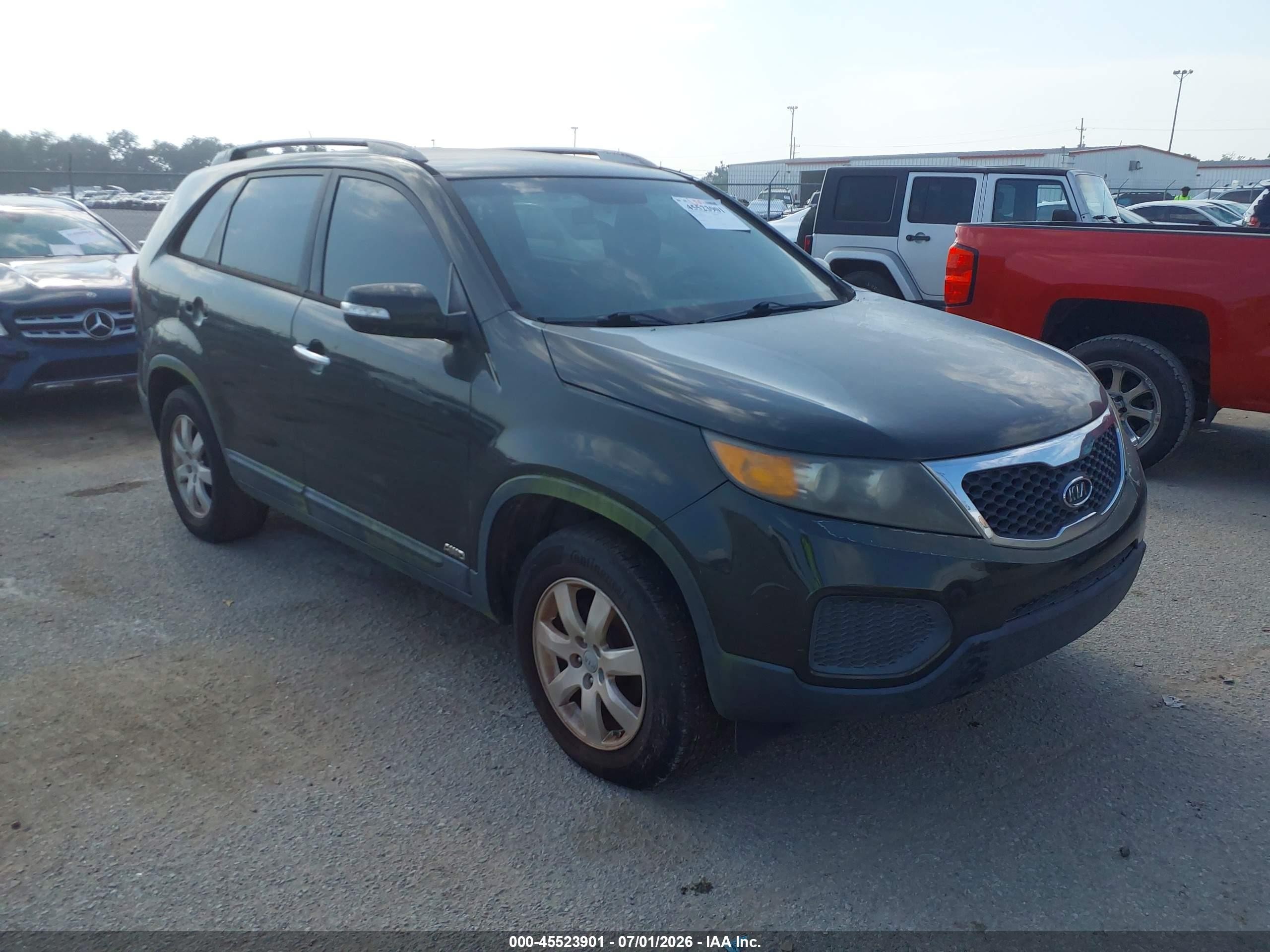 2012 Kia Sorento Lx V6 Gray vin: 5XYKTDA26CG224640
