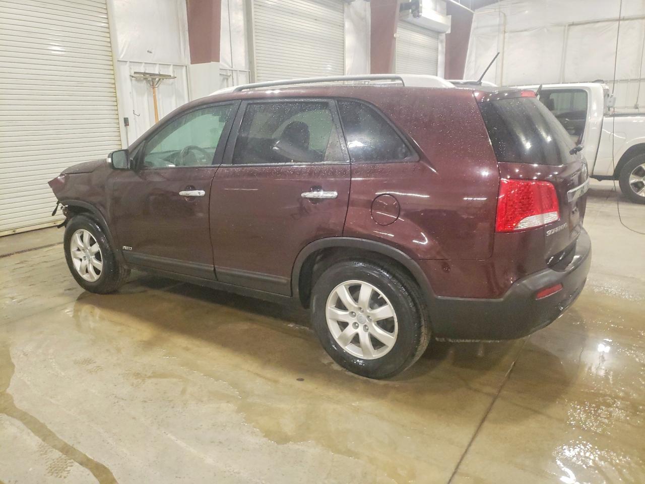 2012 Kia Sorento Lx Burgundy vin: 5XYKTDA26CG259355