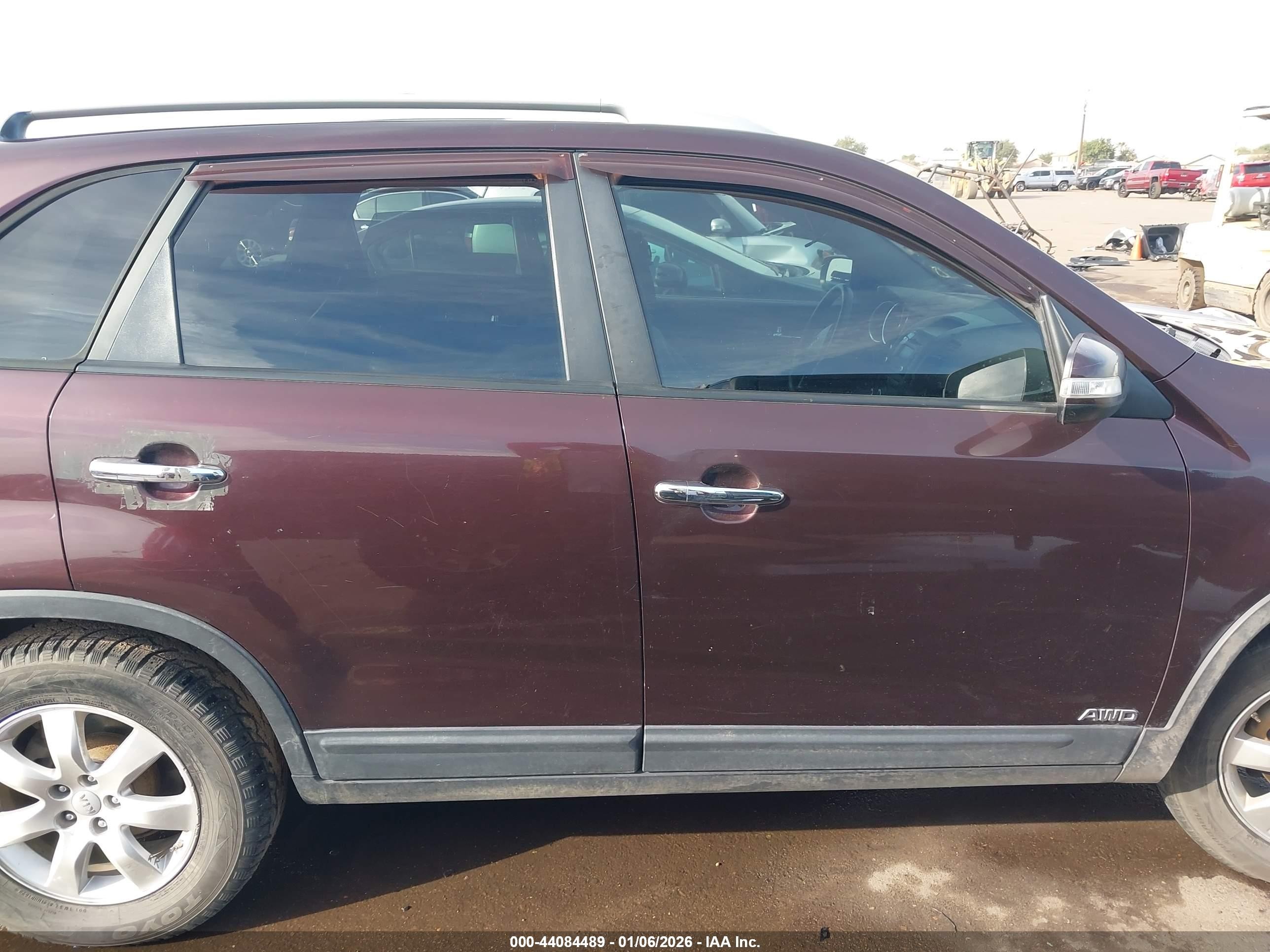 2012 Kia Sorento Lx V6 Burgundy vin: 5XYKTDA26CG262854