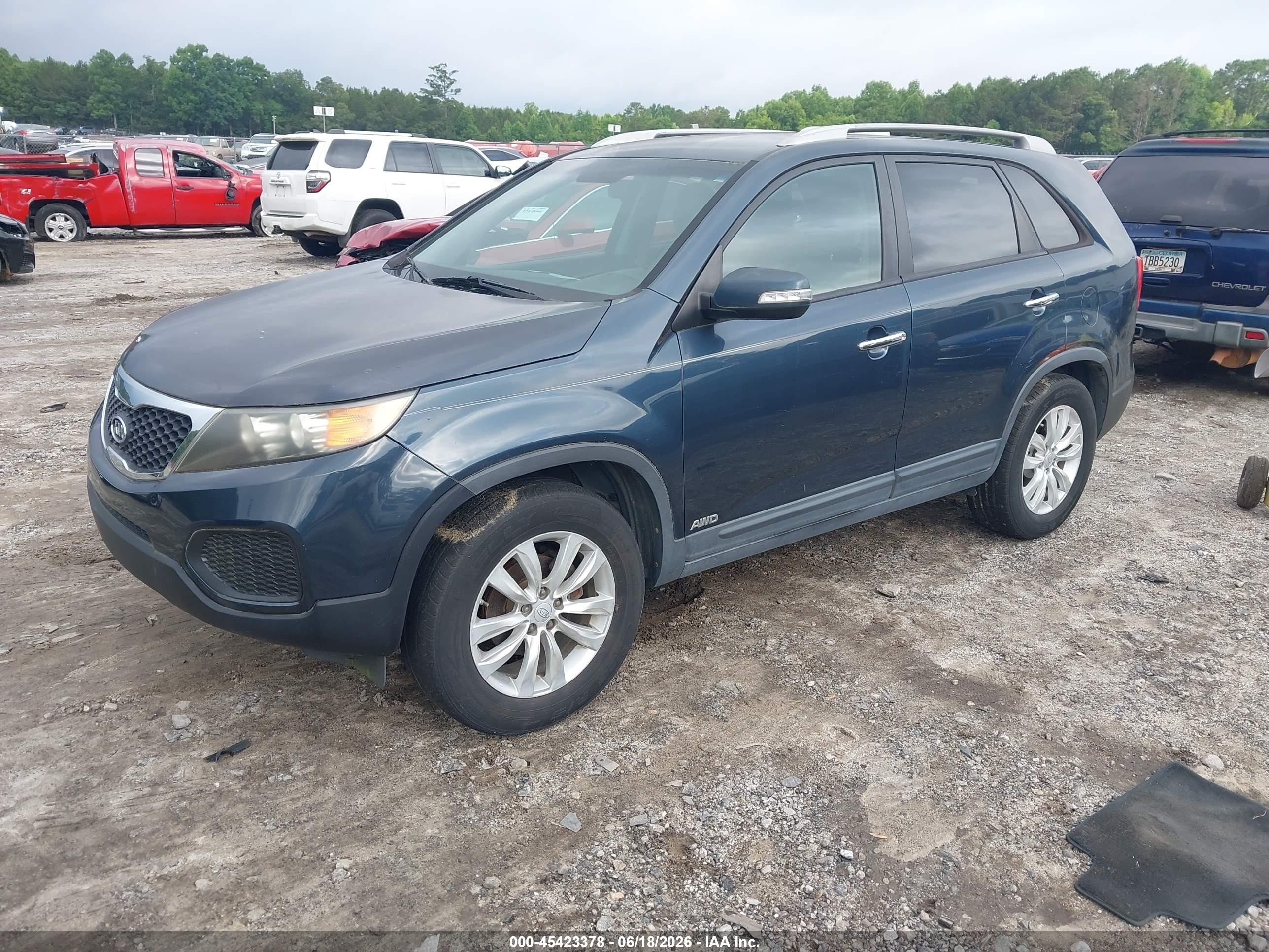 2011 Kia Sorento Lx V6 Blue vin: 5XYKTDA27BG067554