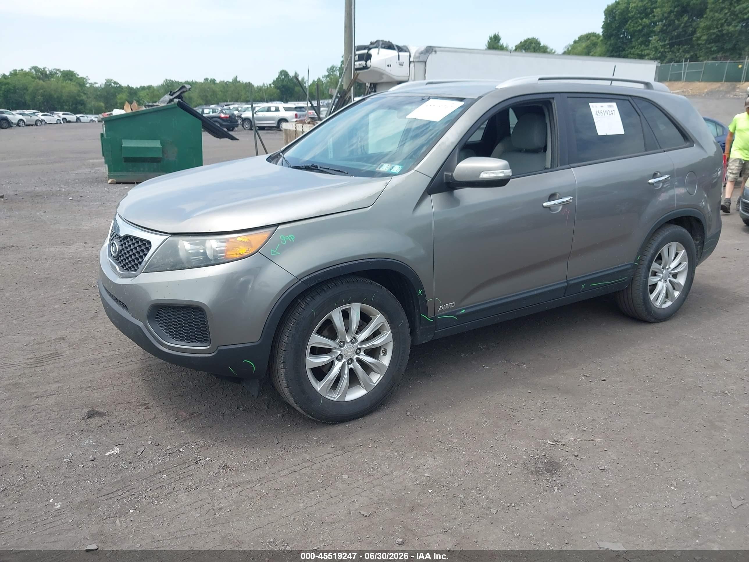 2011 Kia Sorento Lx V6 Green vin: 5XYKTDA27BG107146