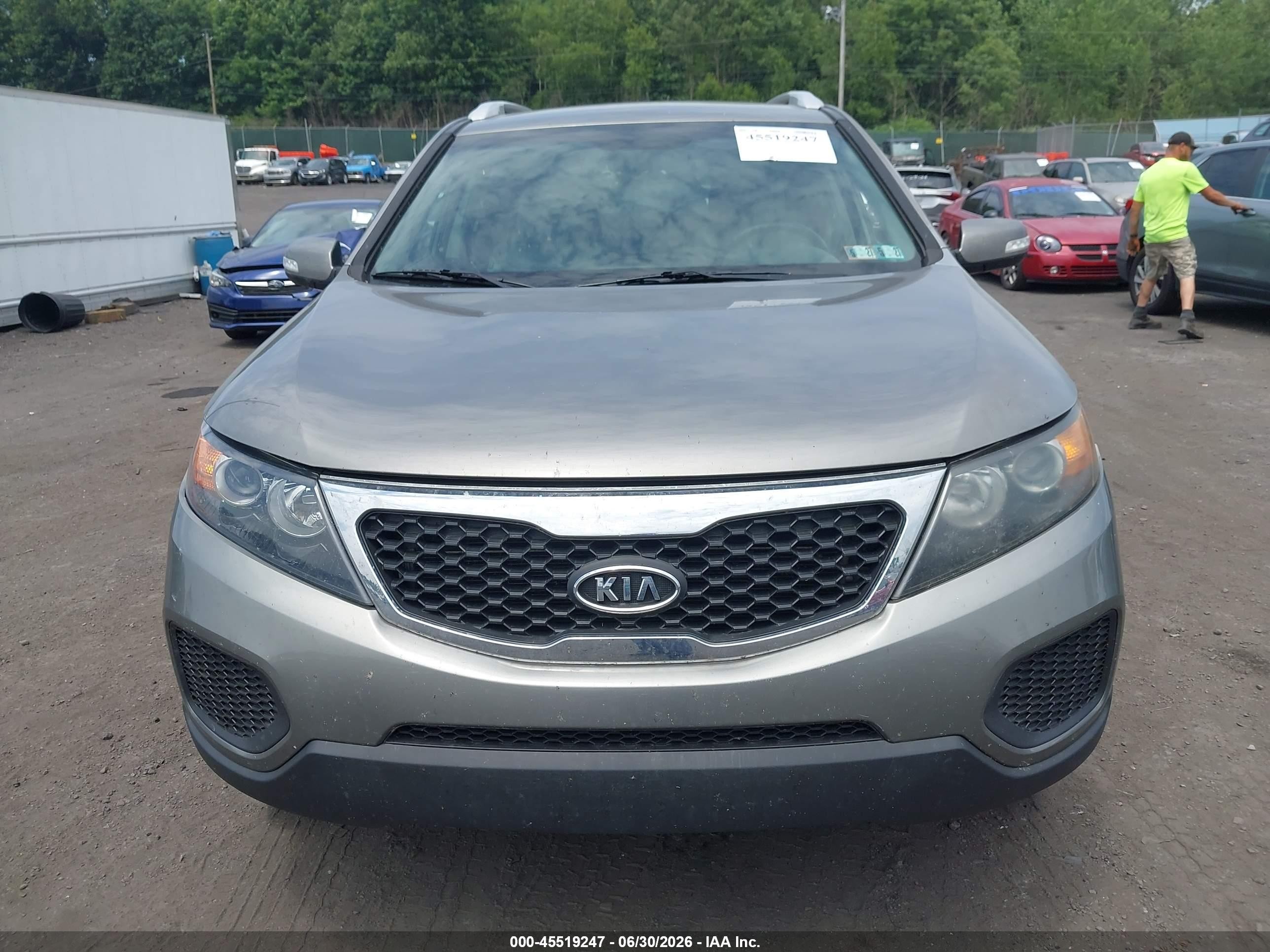 2011 Kia Sorento Lx V6 Green vin: 5XYKTDA27BG107146