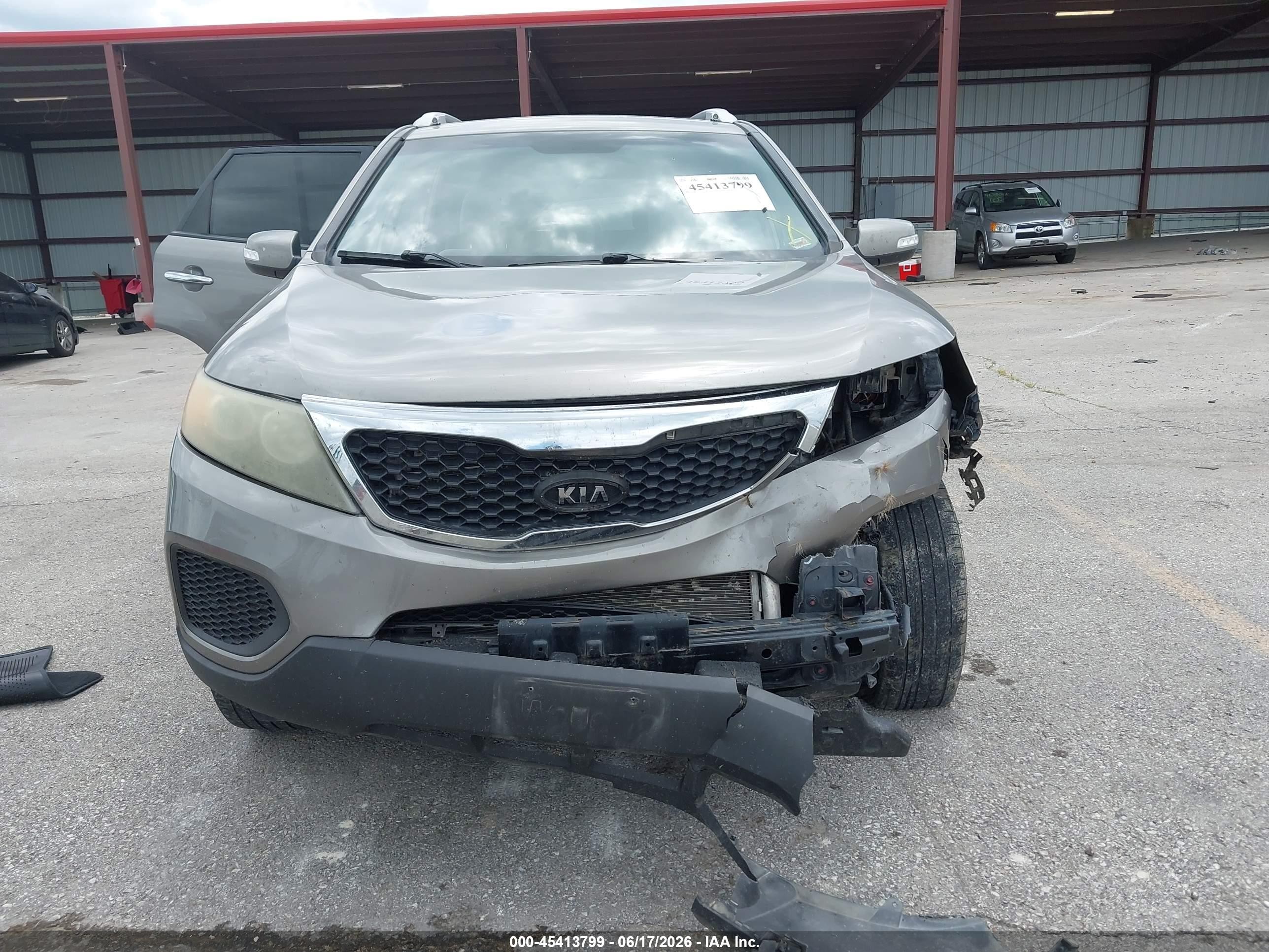 2011 Kia Sorento Lx V6 Brown vin: 5XYKTDA27BG146352