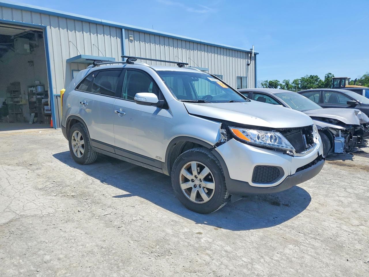 2012 Kia Sorento Lx Silver vin: 5XYKTDA27CG192457