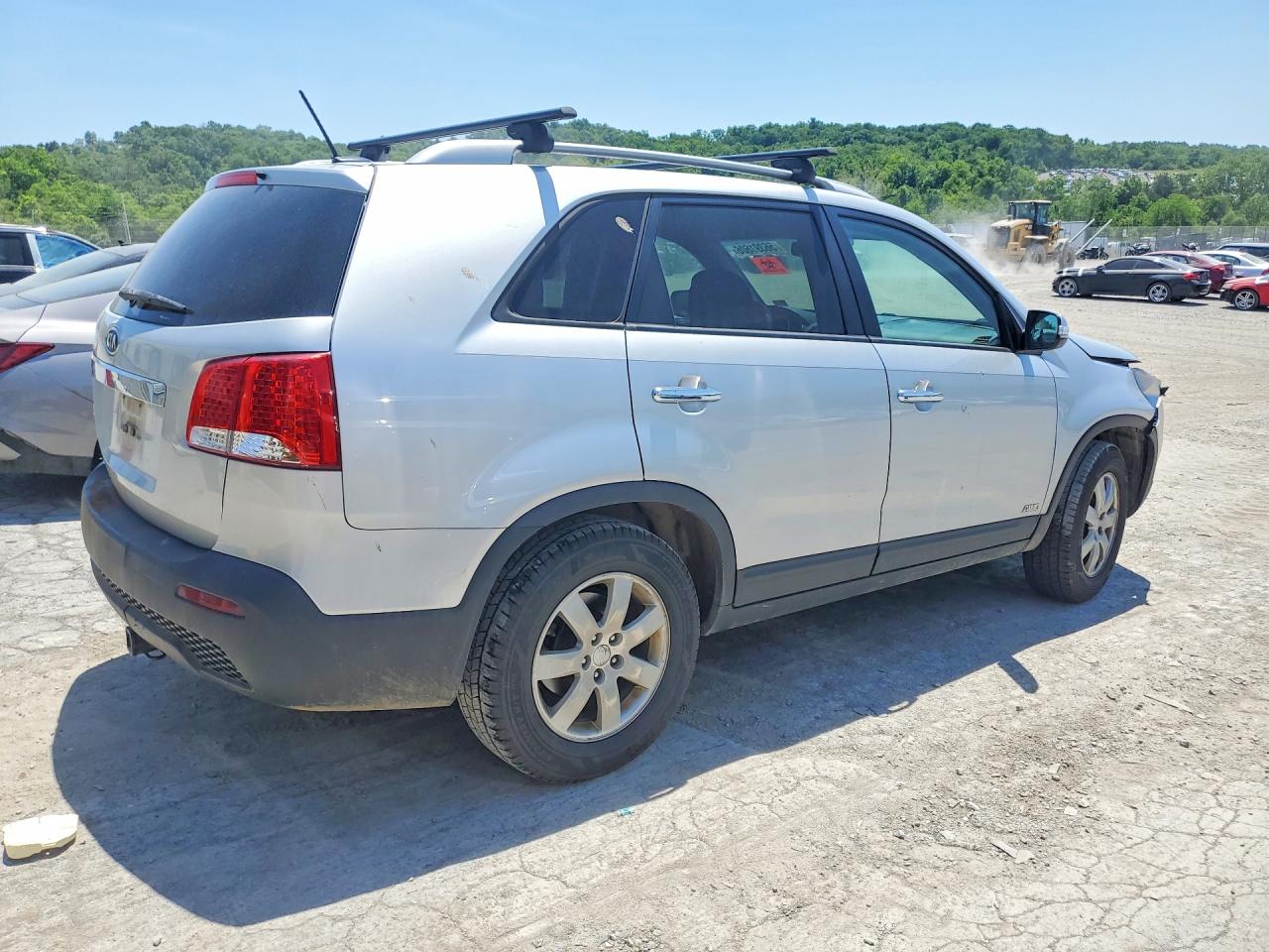2012 Kia Sorento Lx Silver vin: 5XYKTDA27CG192457