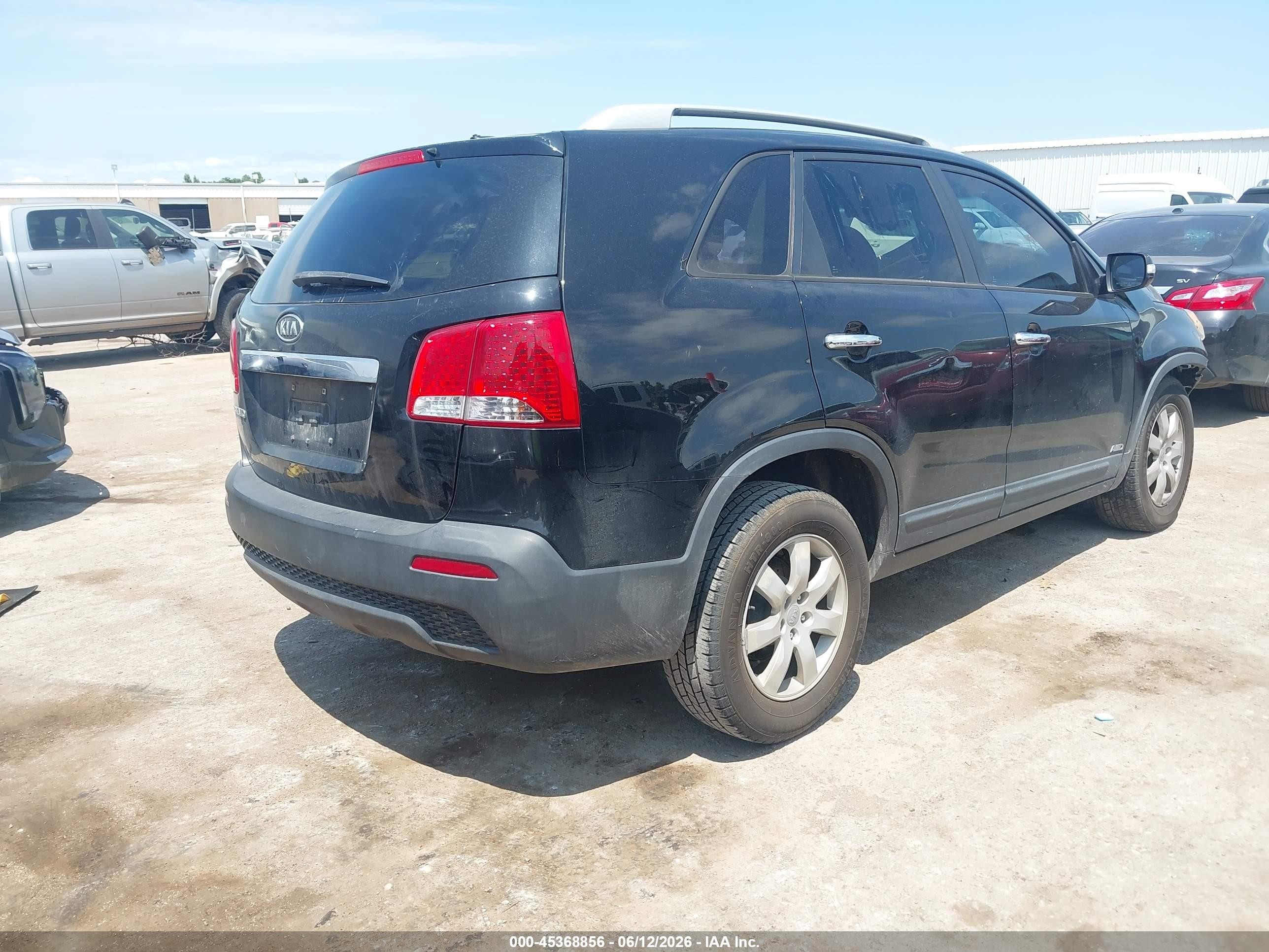 2012 Kia Sorento Lx V6 Black vin: 5XYKTDA27CG234996