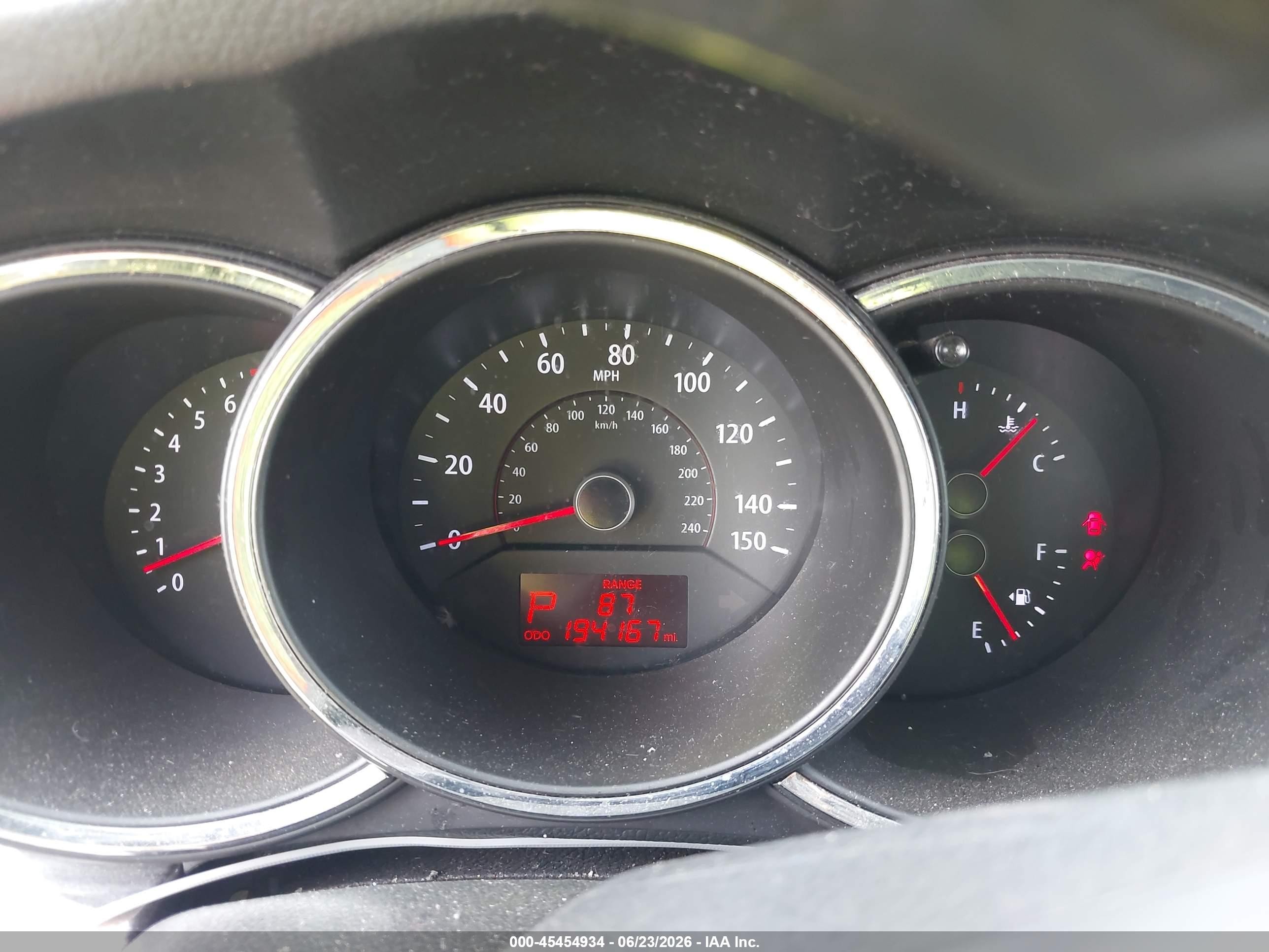 2012 Kia Sorento Lx V6 Silver vin: 5XYKTDA27CG246212