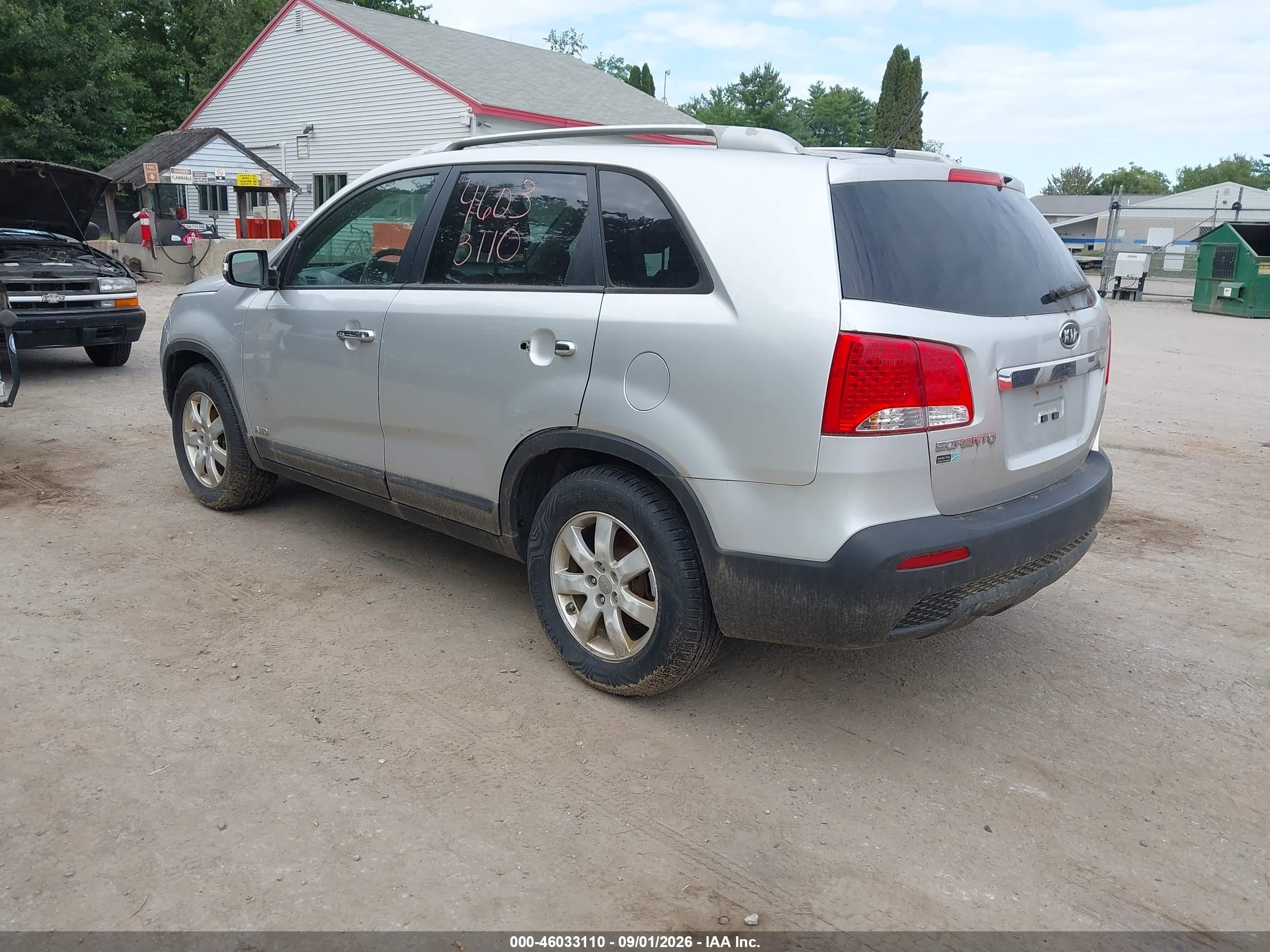 2013 Kia Sorento Lx V6 Серебряный vin: 5XYKTDA27DG309780