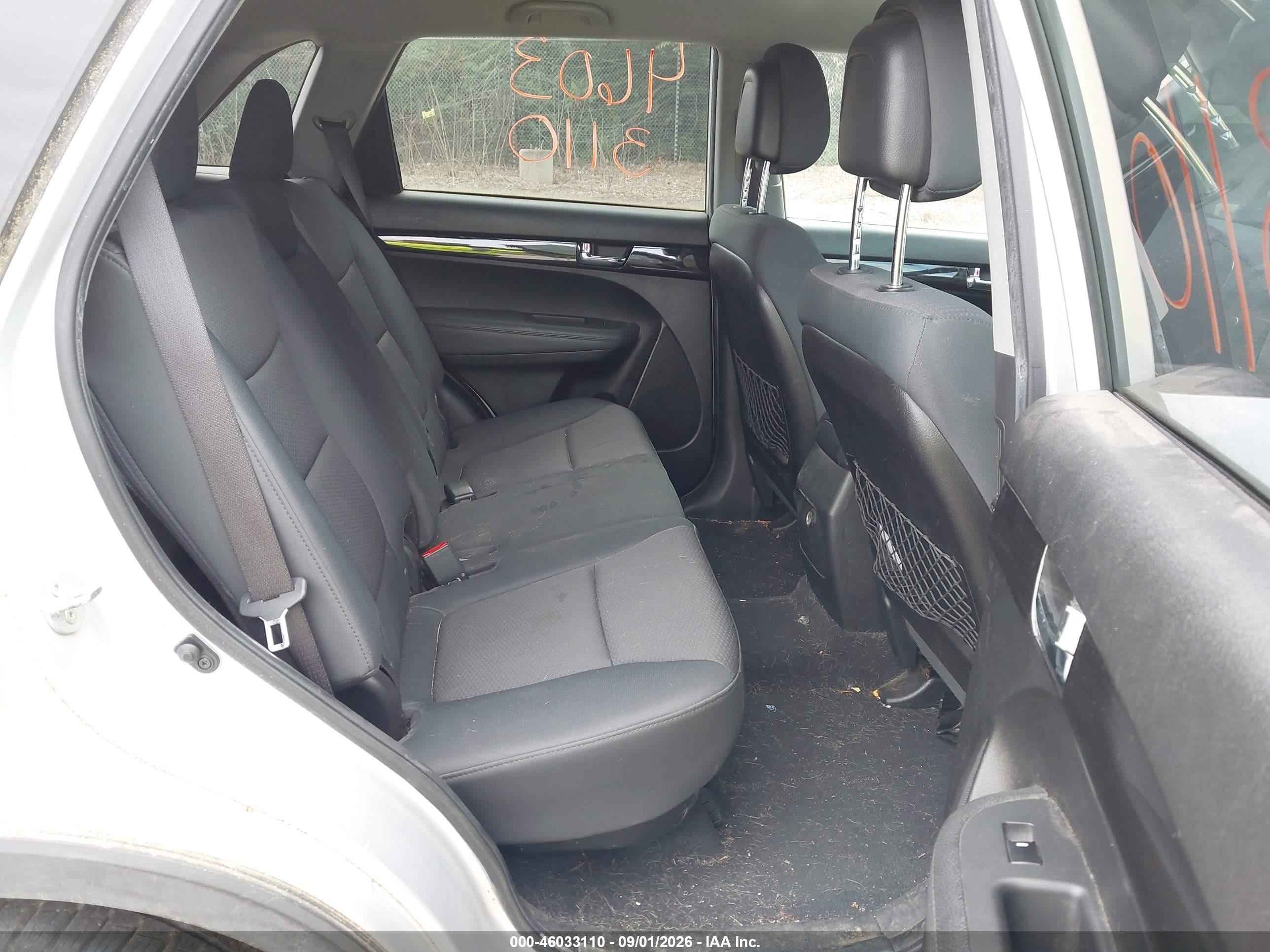 2013 Kia Sorento Lx V6 Серебряный vin: 5XYKTDA27DG309780