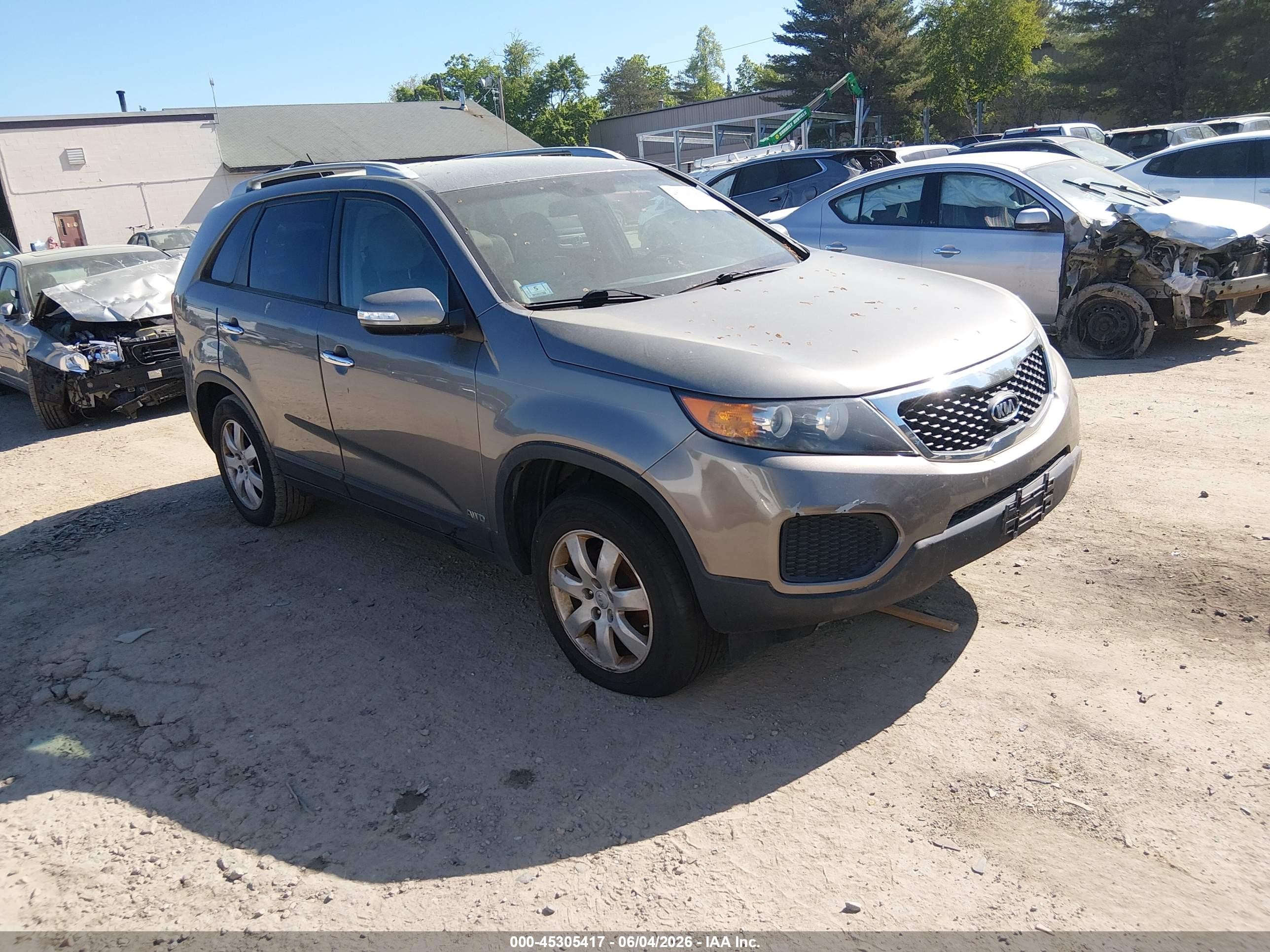 2013 Kia Sorento Lx V6 Gray vin: 5XYKTDA27DG344951