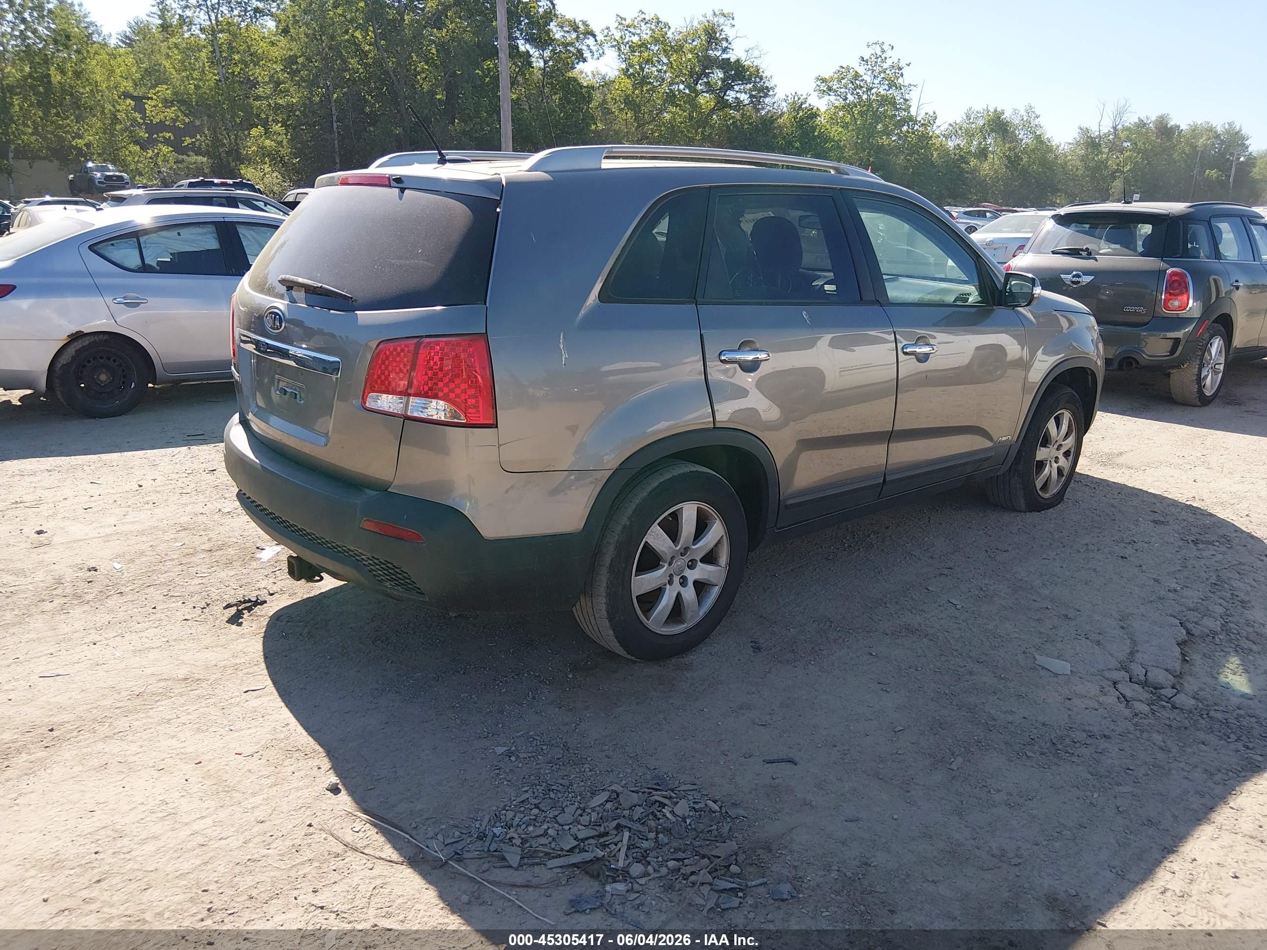 2013 Kia Sorento Lx V6 Gray vin: 5XYKTDA27DG344951