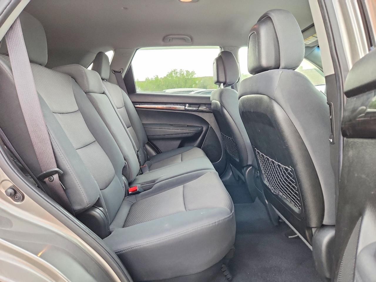 2013 Kia Sorento Lx Gray vin: 5XYKTDA27DG346487