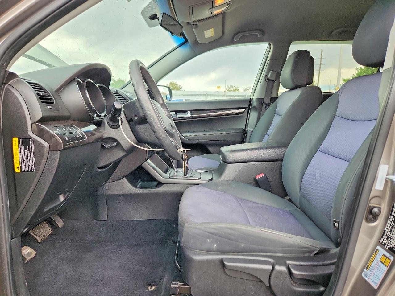 2013 Kia Sorento Lx Gray vin: 5XYKTDA27DG346487