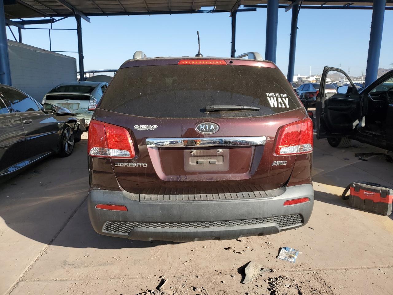 2013 Kia Sorento Maroon vin: 5XYKTDA27DG359904
