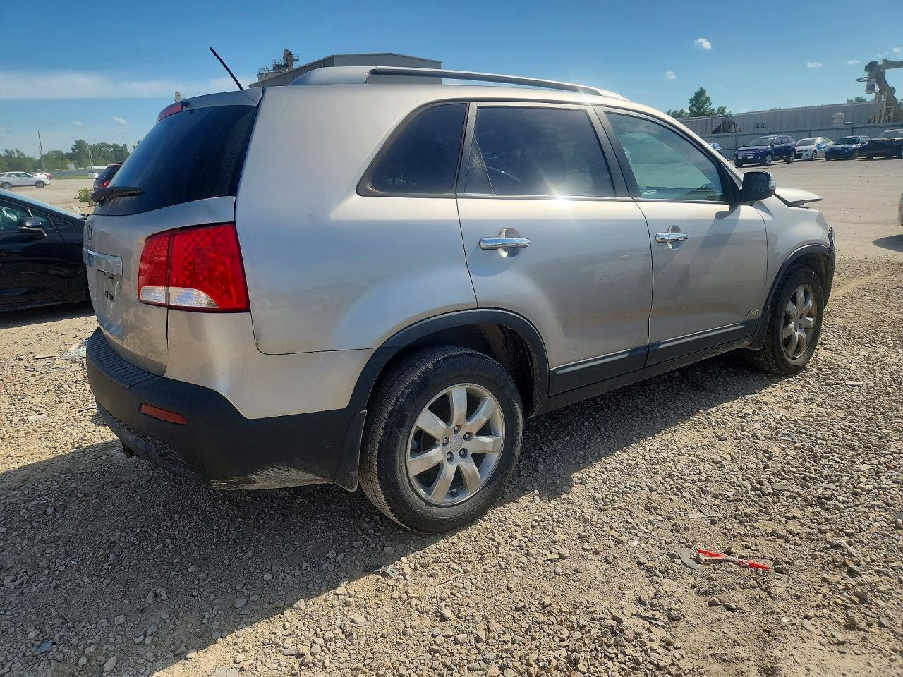 2013 Kia Sorento Lx Tan vin: 5XYKTDA28DG347681