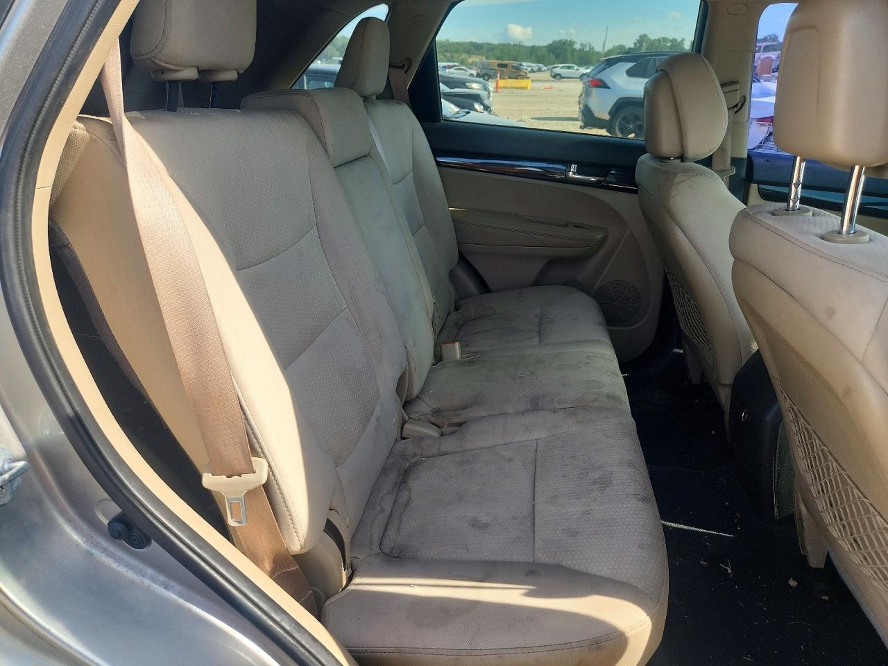 2013 Kia Sorento Lx Tan vin: 5XYKTDA28DG347681
