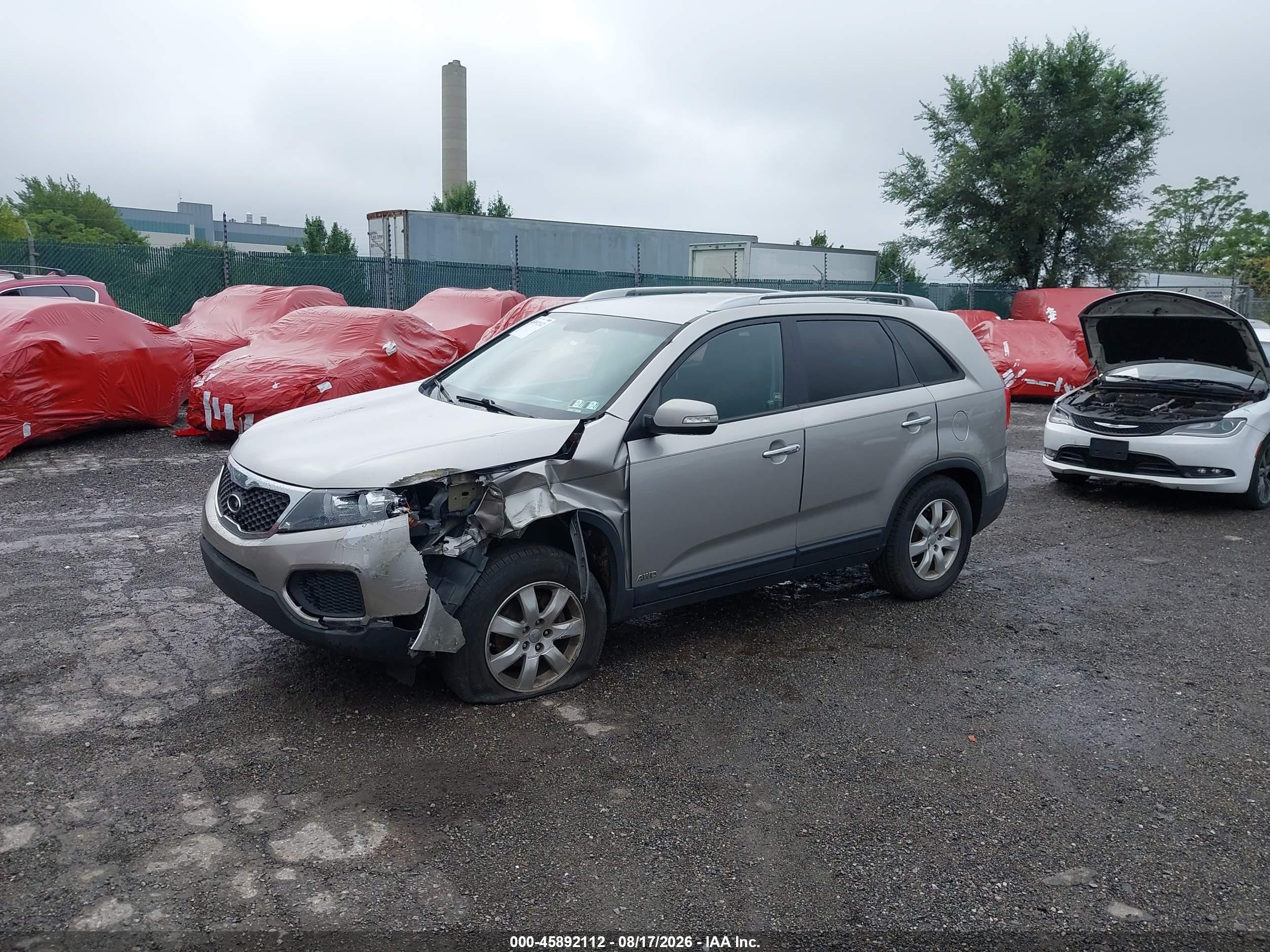 2013 Kia Sorento Lx V6 Silver vin: 5XYKTDA28DG394273