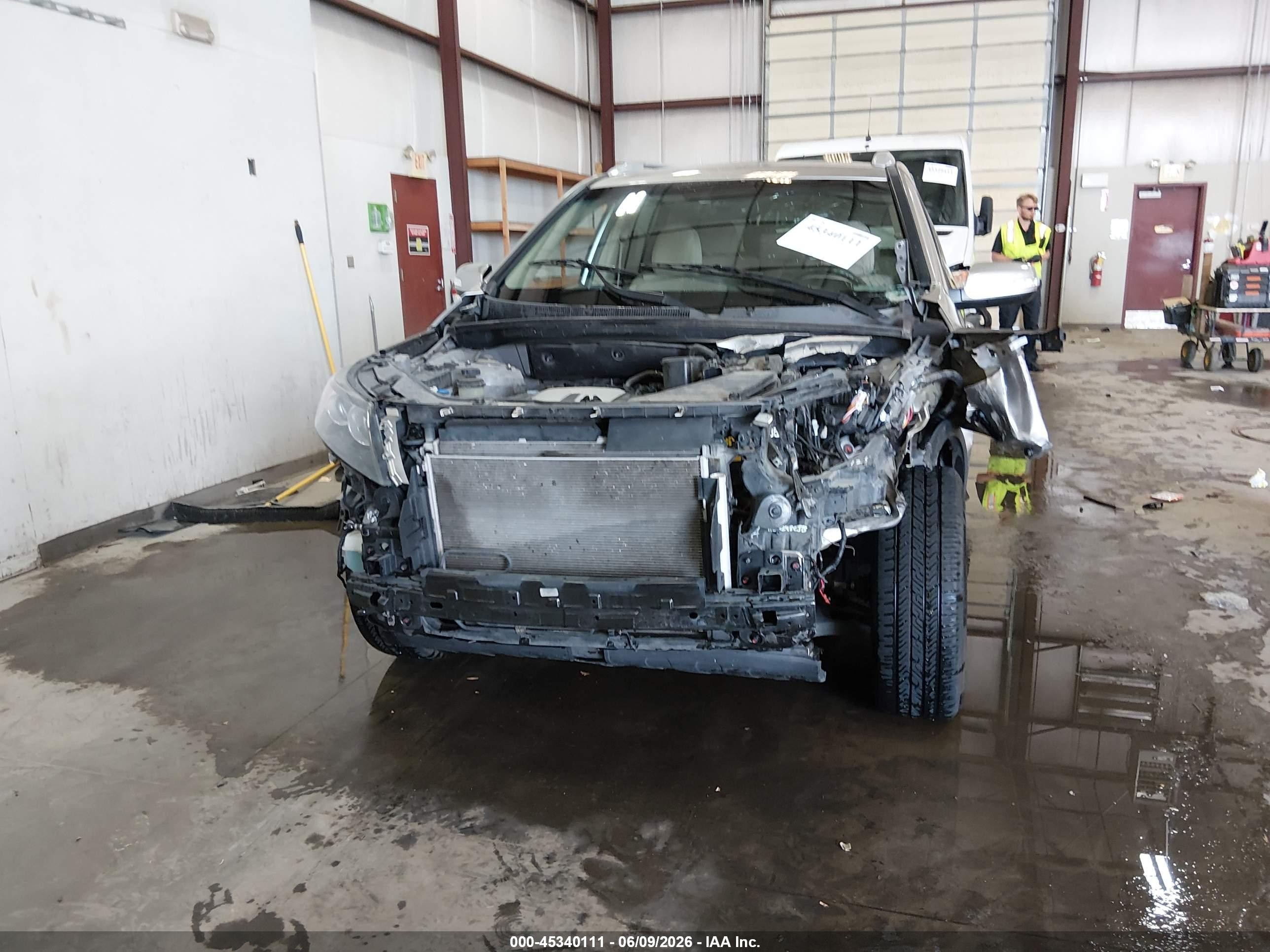 2013 Kia Sorento Lx V6 Gold vin: 5XYKTDA28DG412111