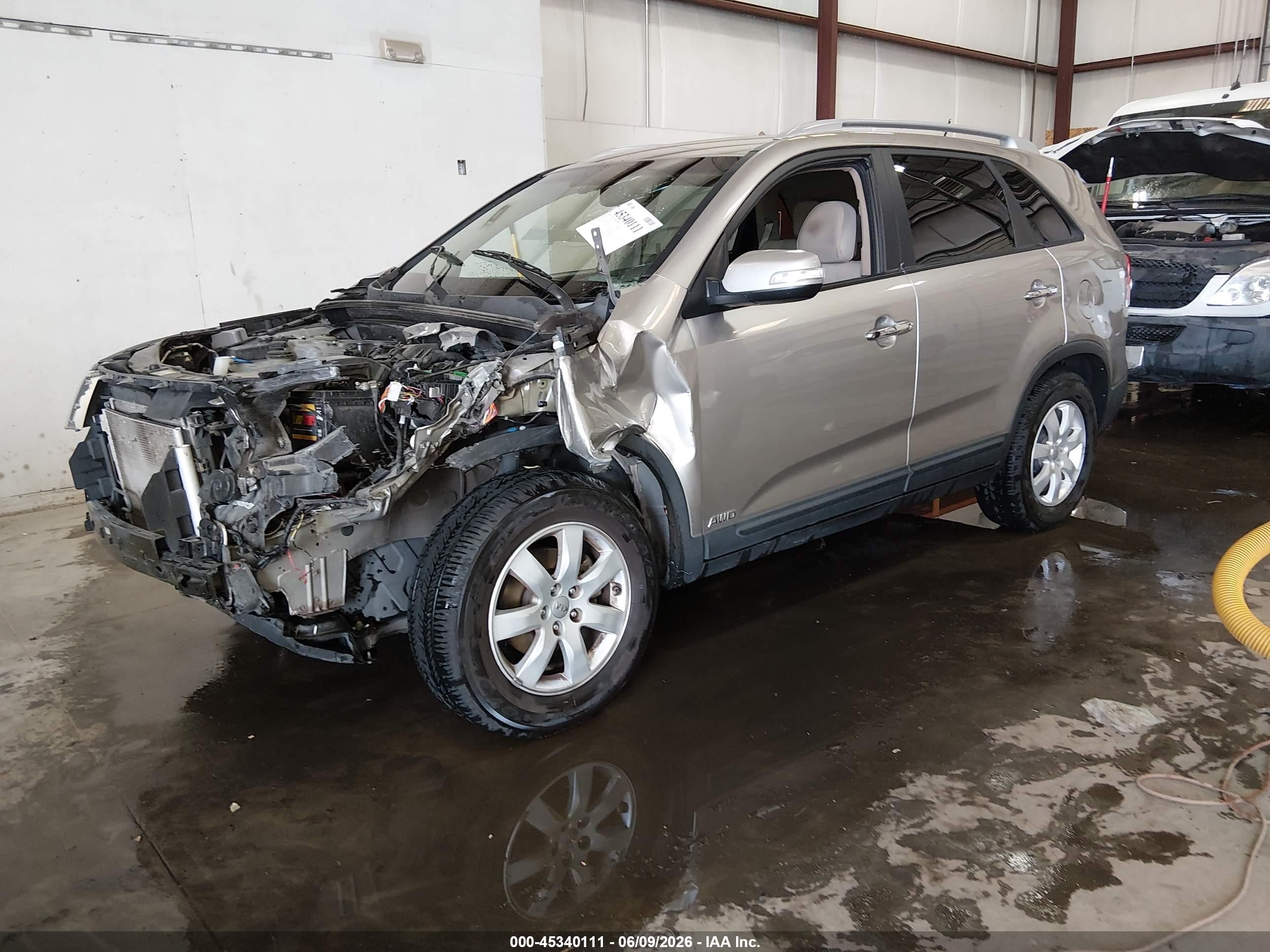 2013 Kia Sorento Lx V6 Gold vin: 5XYKTDA28DG412111