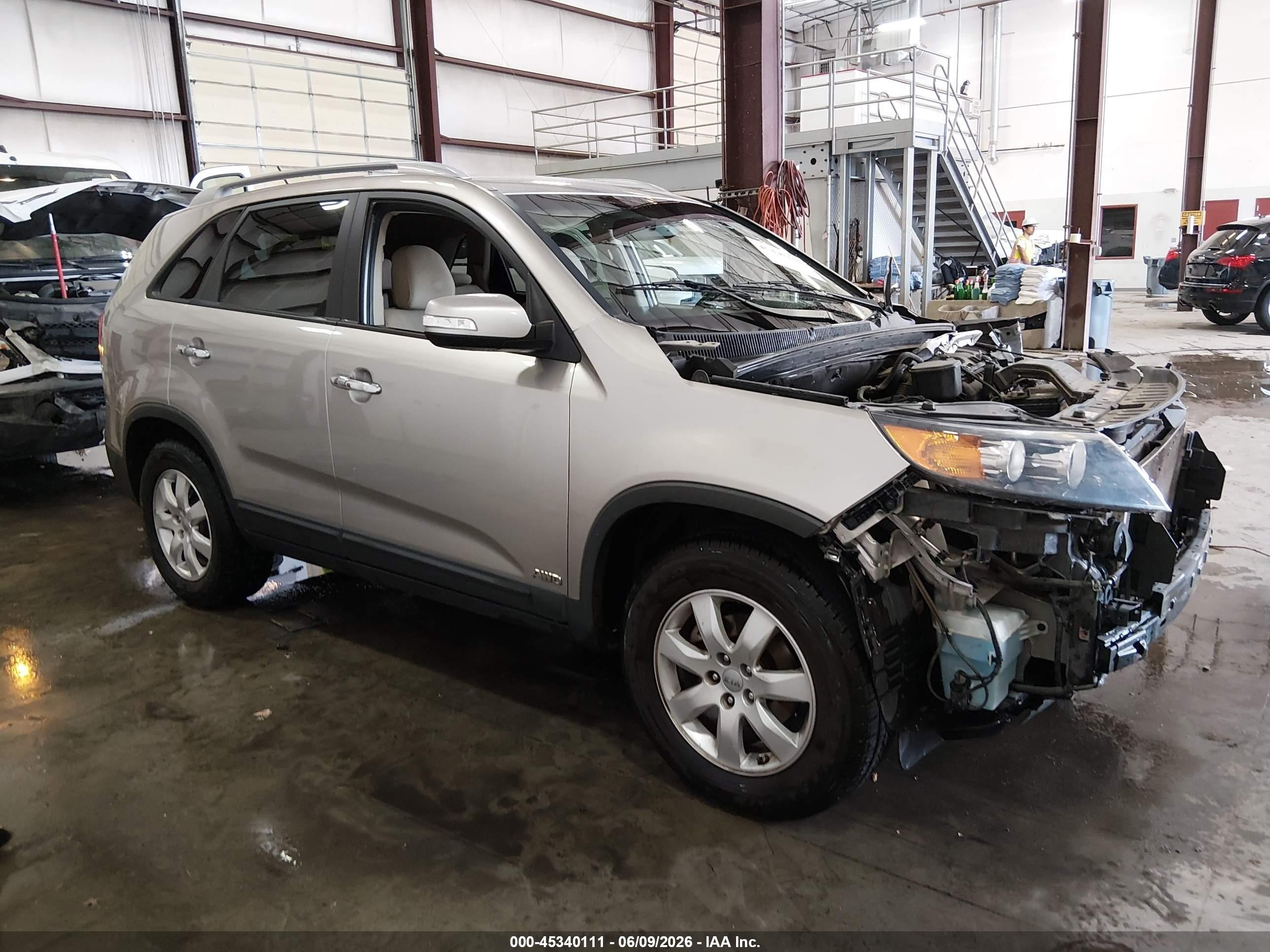 2013 Kia Sorento Lx V6 Gold vin: 5XYKTDA28DG412111