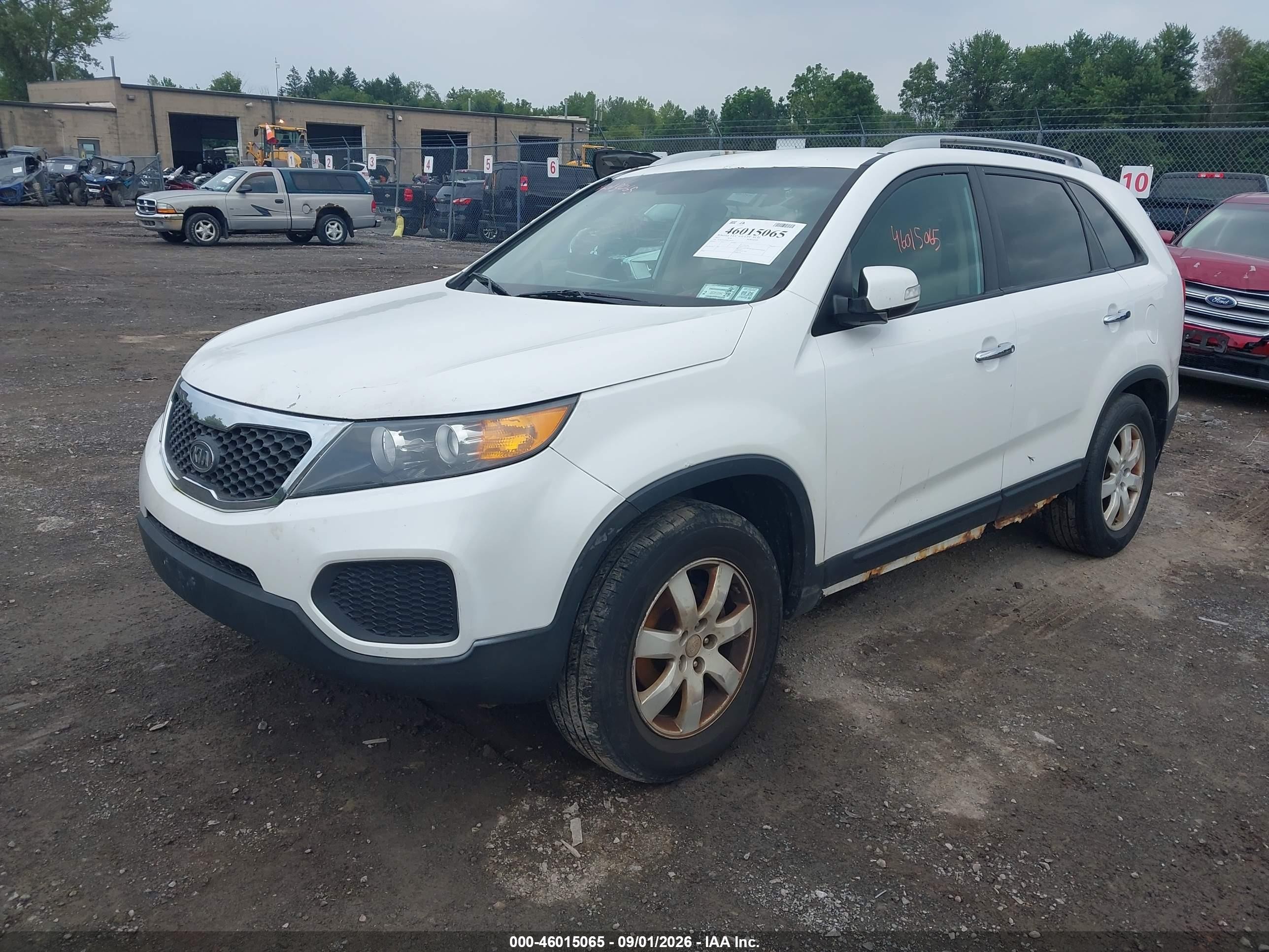 2011 Kia Sorento Lx V6 Белый vin: 5XYKTDA29BG146160
