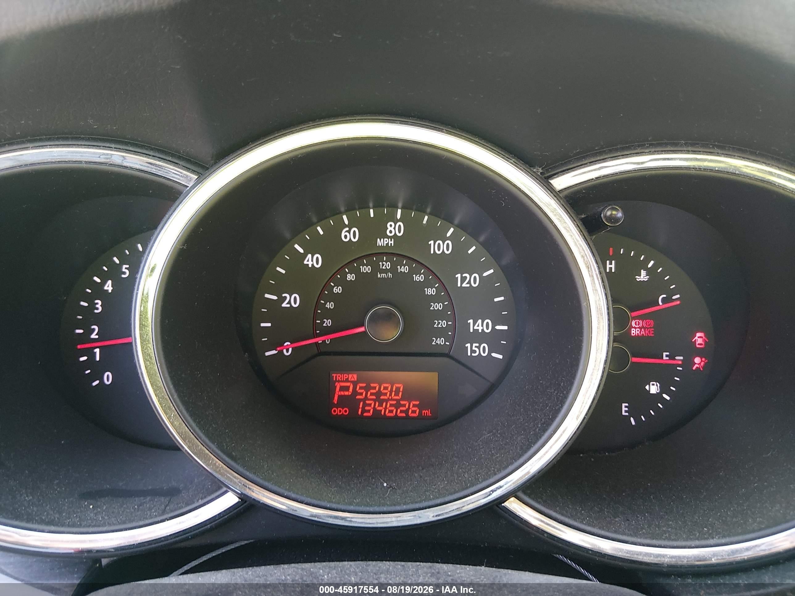 2012 Kia Sorento Lx V6 White vin: 5XYKTDA29CG228374