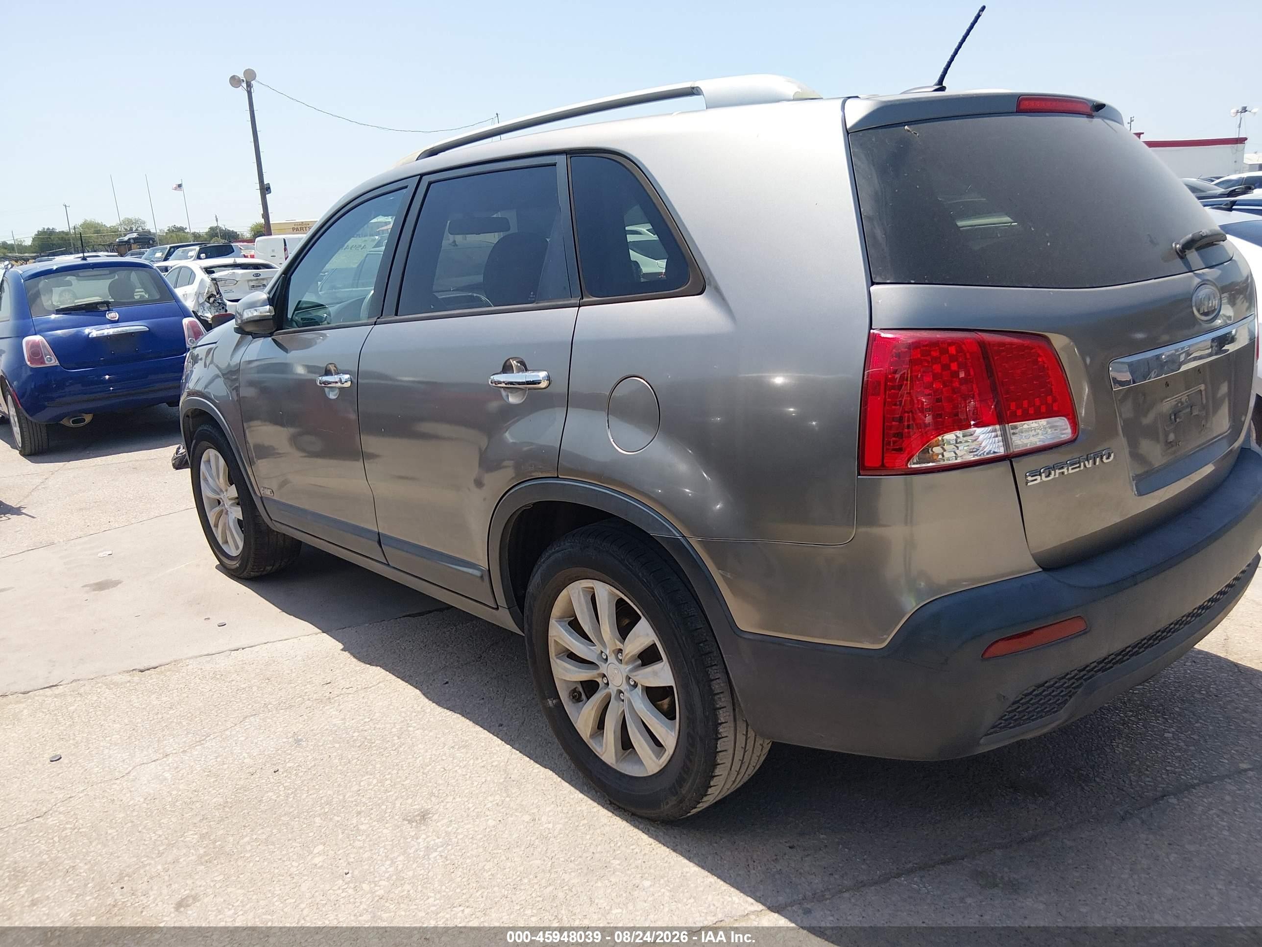 2012 Kia Sorento Lx V6 Gray vin: 5XYKTDA29CG235146
