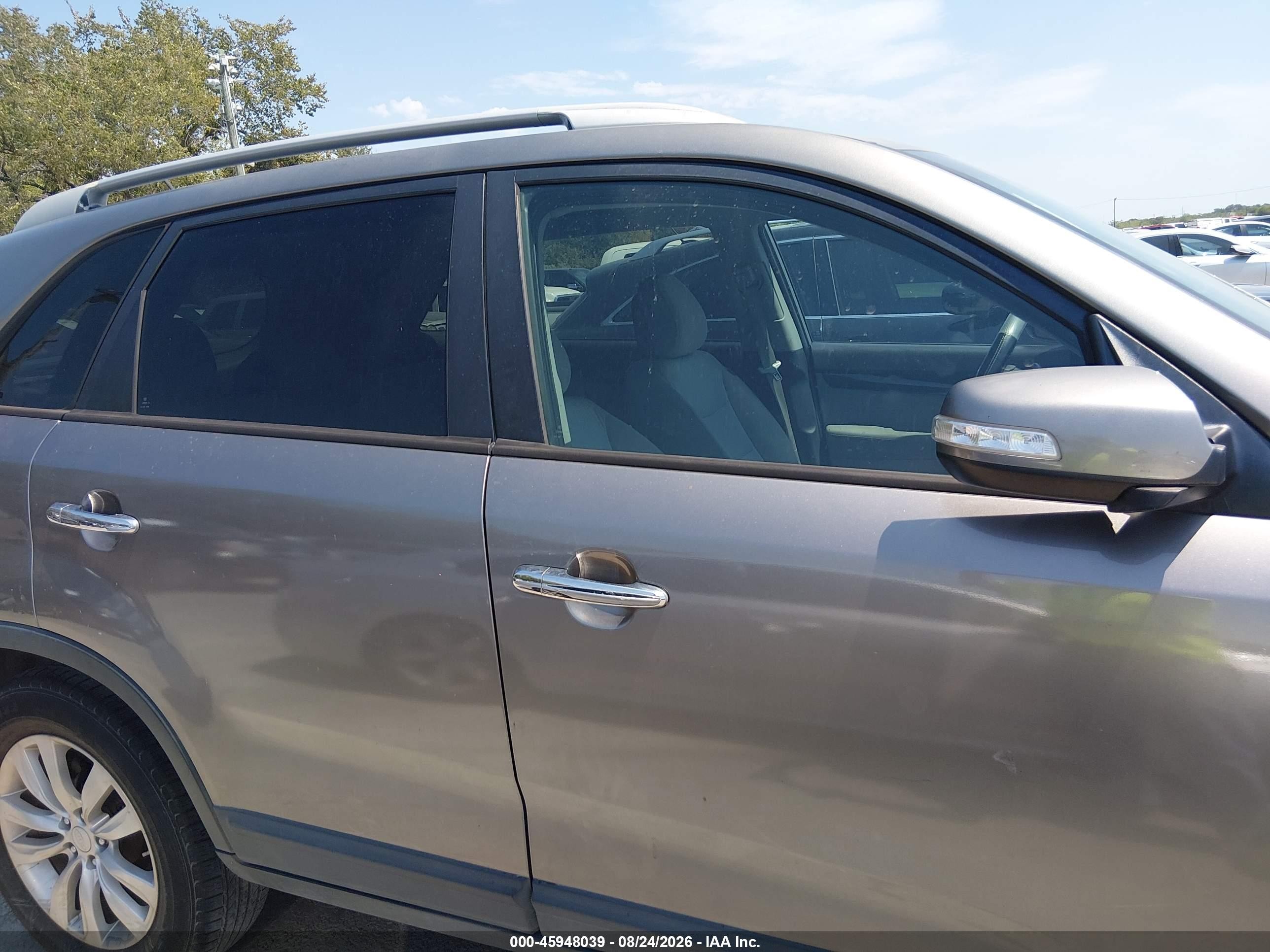 2012 Kia Sorento Lx V6 Gray vin: 5XYKTDA29CG235146