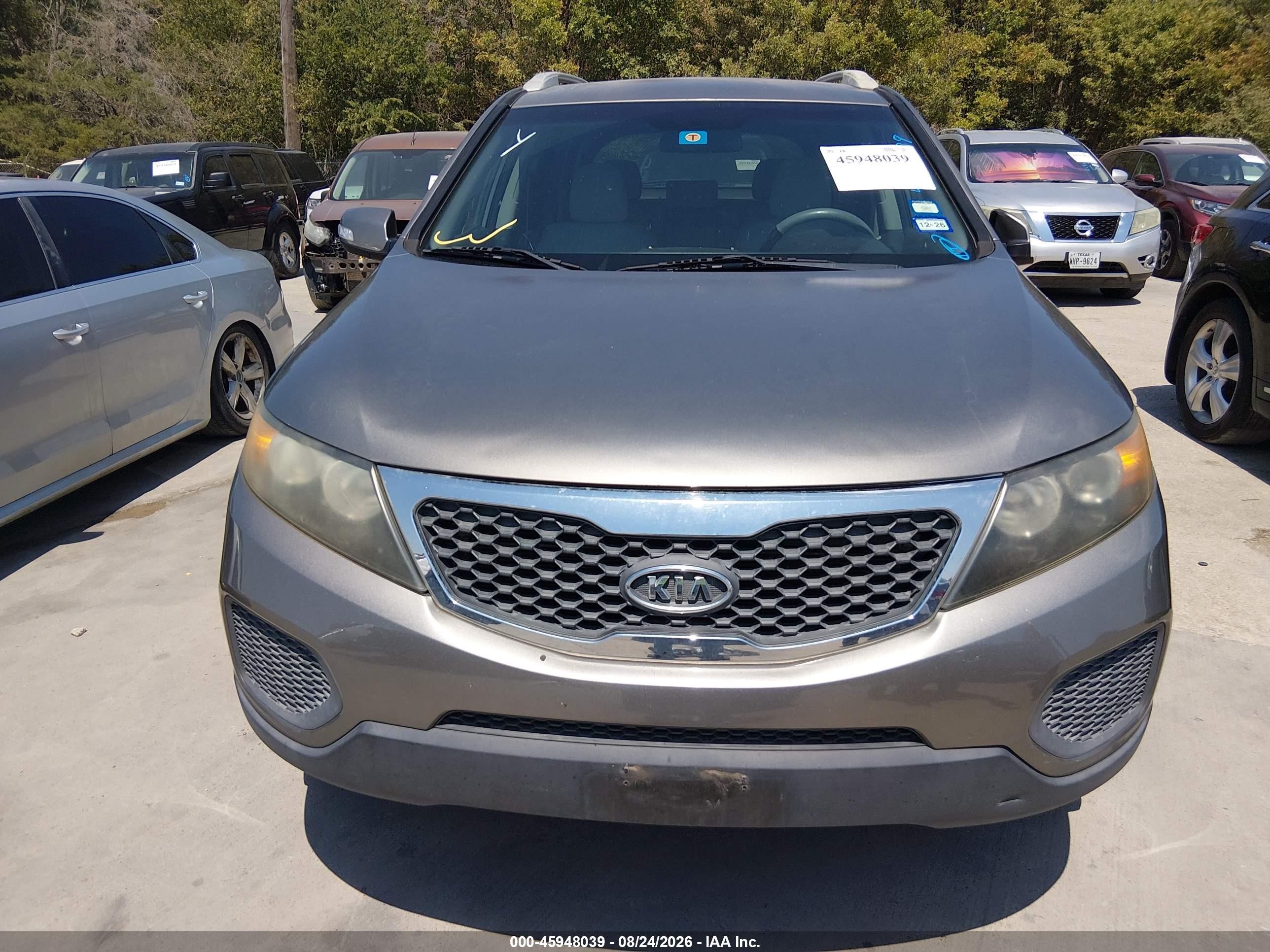 2012 Kia Sorento Lx V6 Gray vin: 5XYKTDA29CG235146