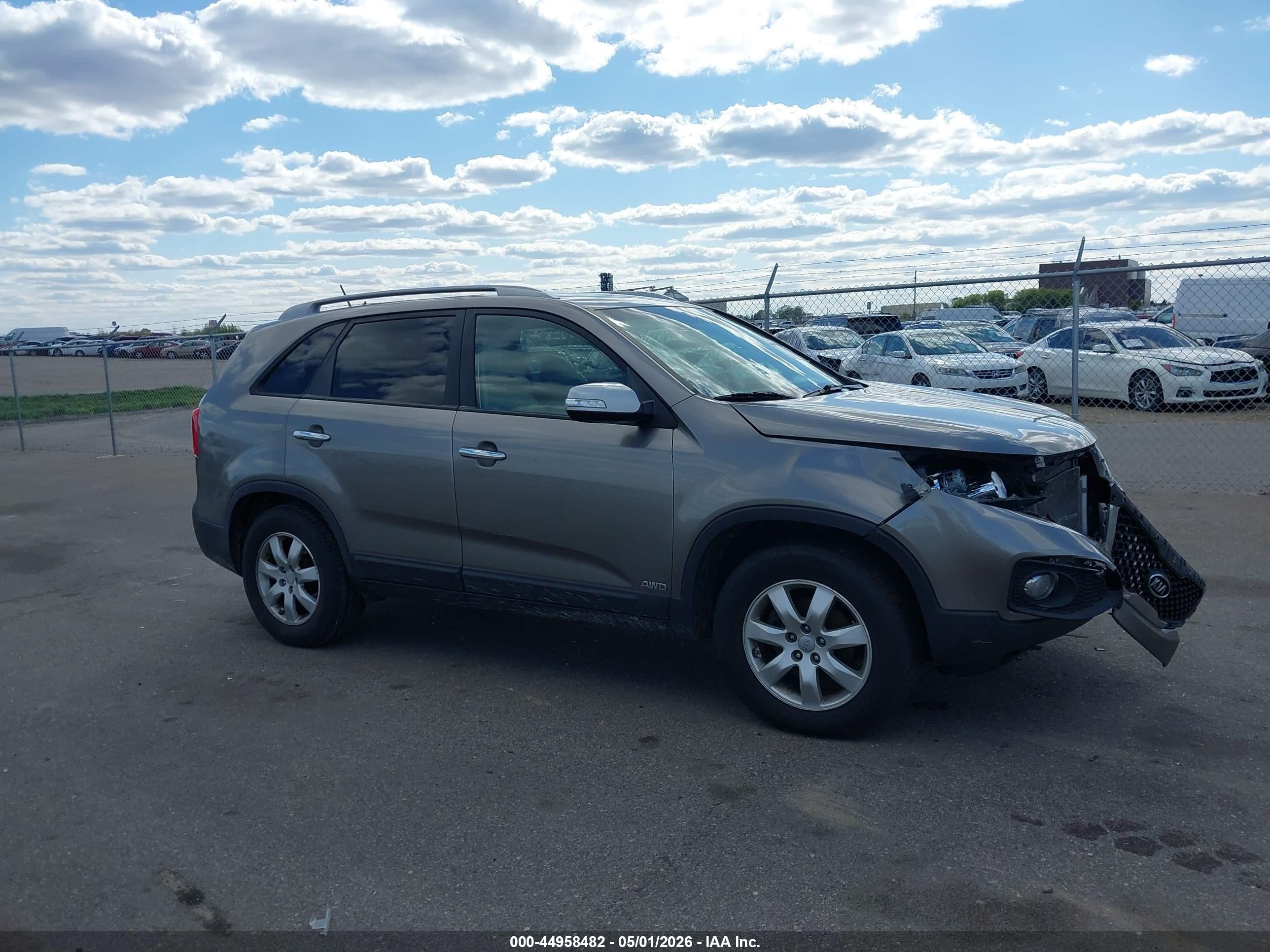 2013 Kia Sorento Lx V6 Gray vin: 5XYKTDA29DG310882