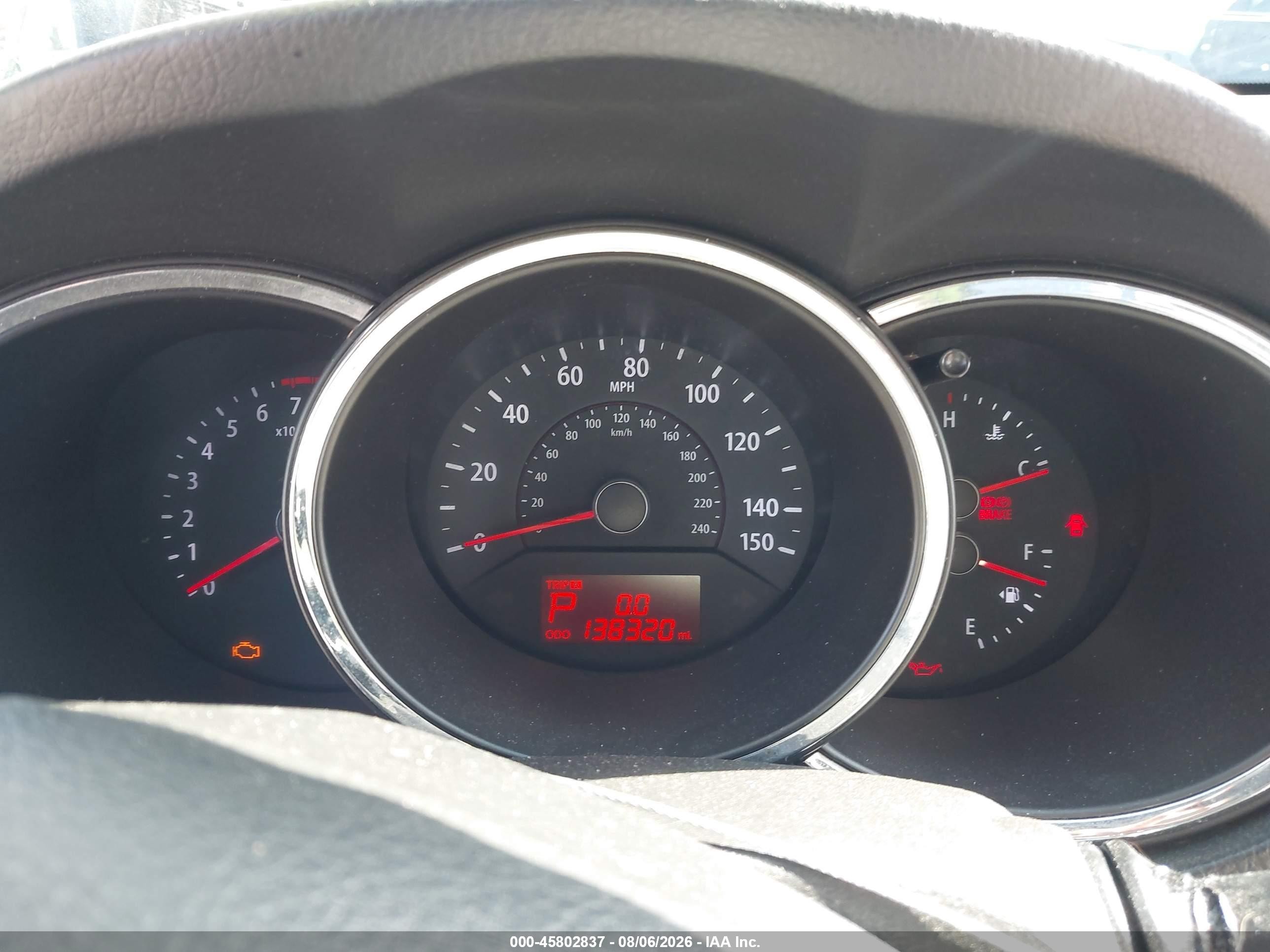 2013 Kia Sorento Lx V6 White vin: 5XYKTDA29DG343672